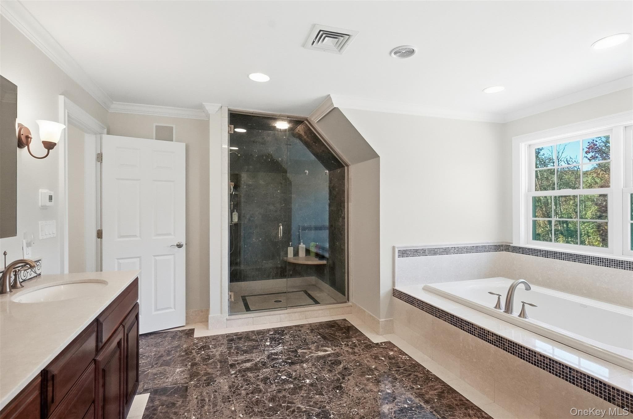 17 Meadow Crest Drive thumbnail 36