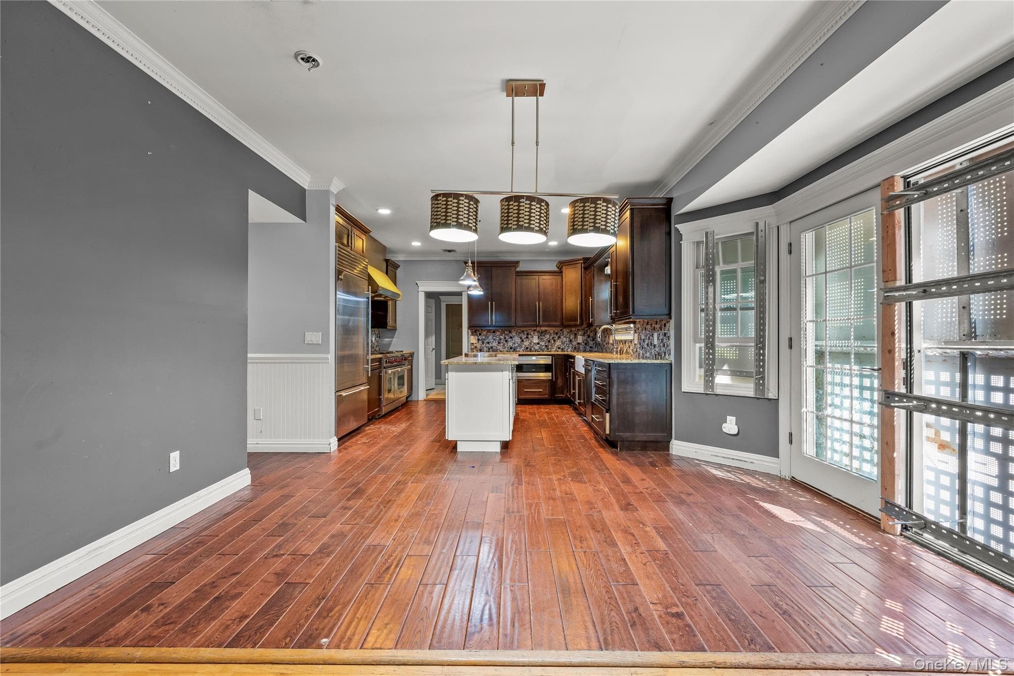 477 Harrison Avenue thumbnail 9