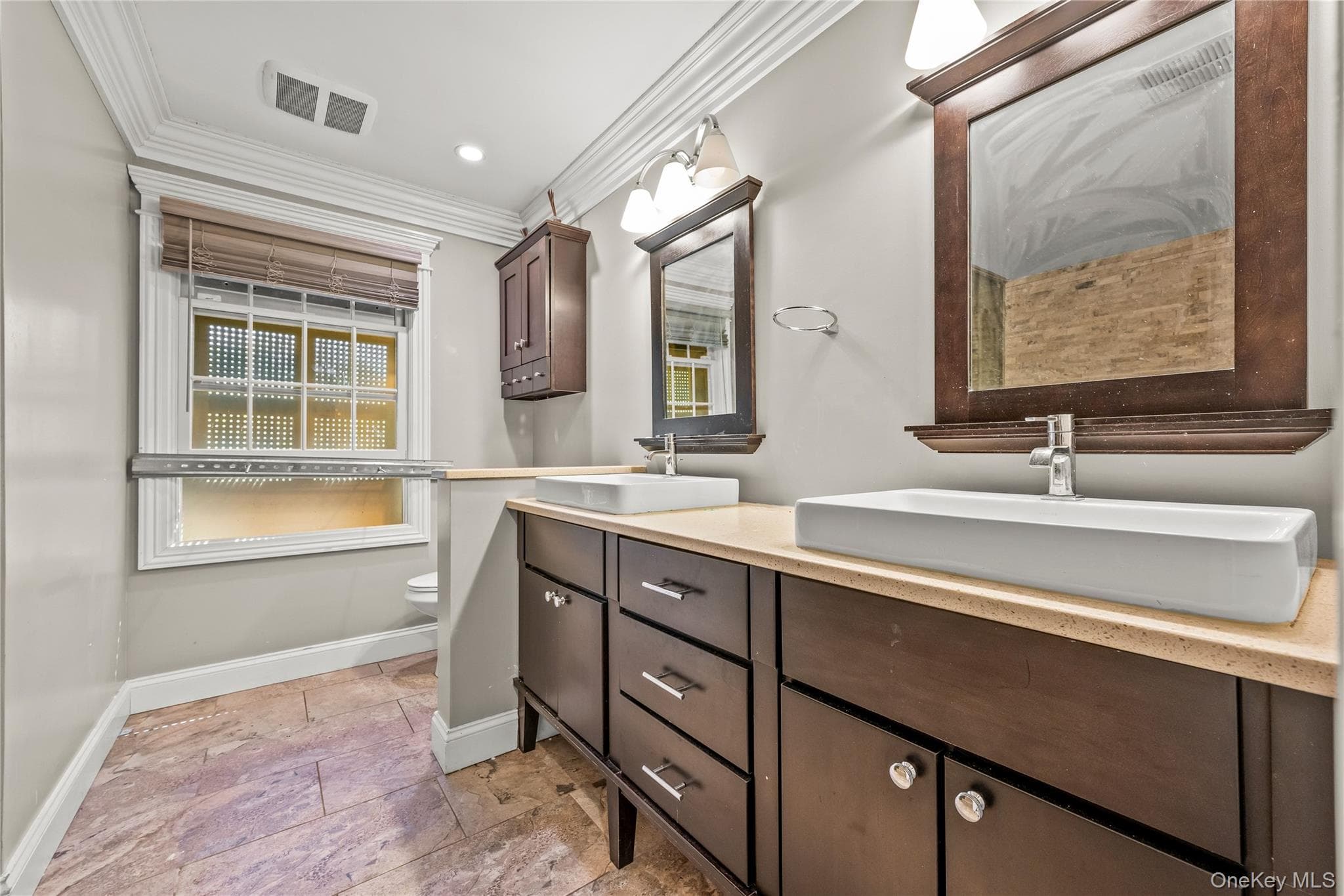 477 Harrison Avenue thumbnail 17