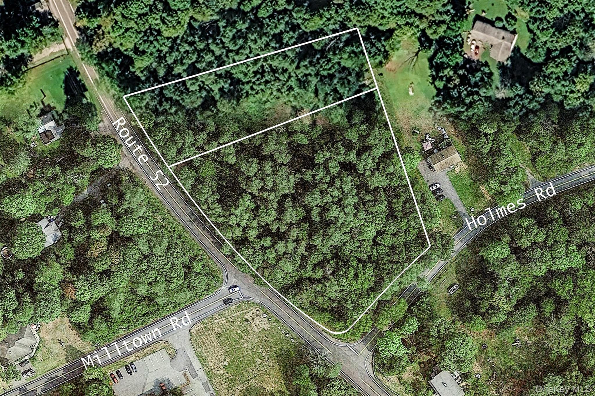 576 Holmes Road thumbnail 12