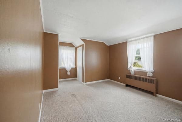458 N Magee Street thumbnail 36