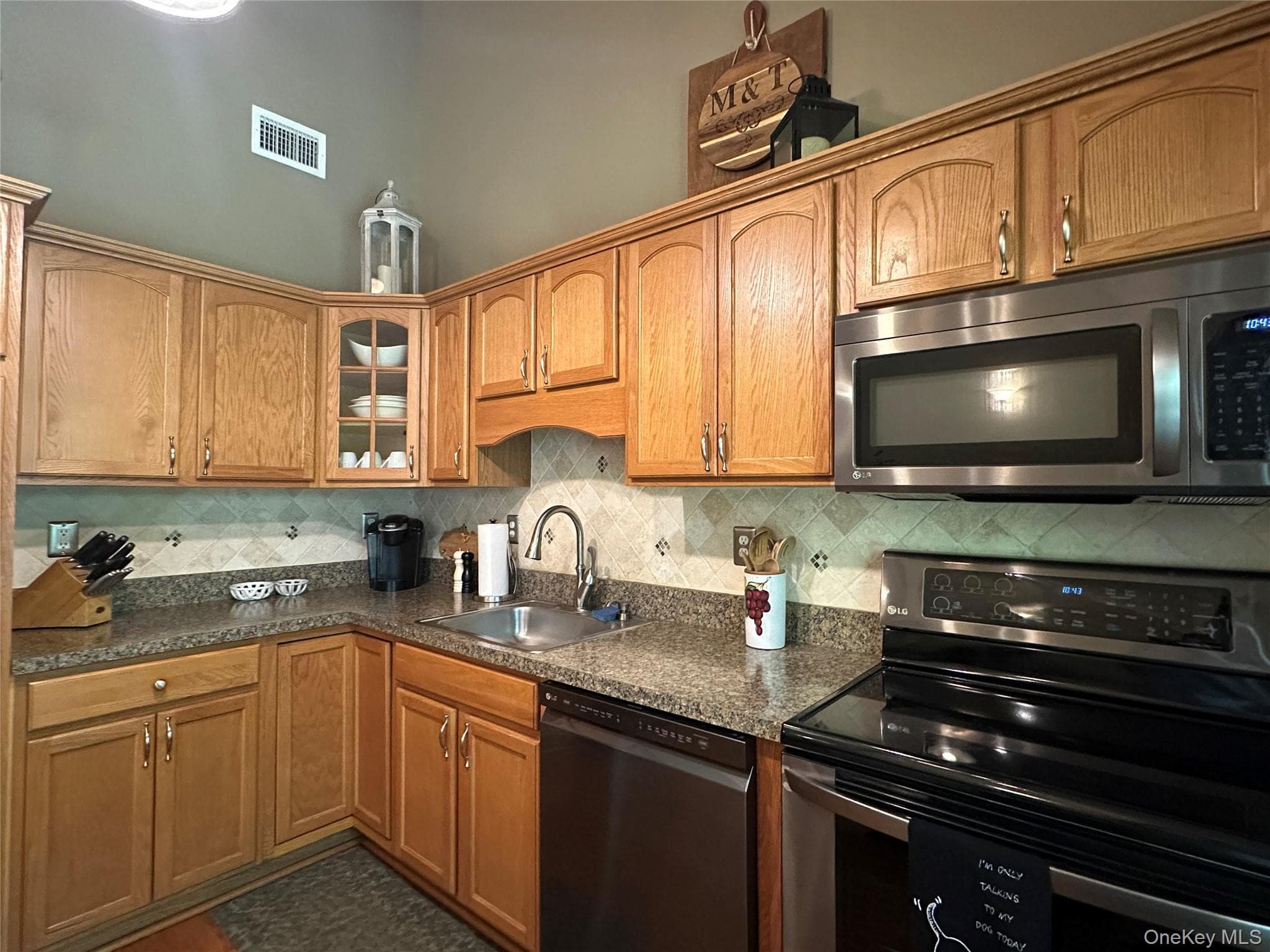 33 Daremy Circle thumbnail 5