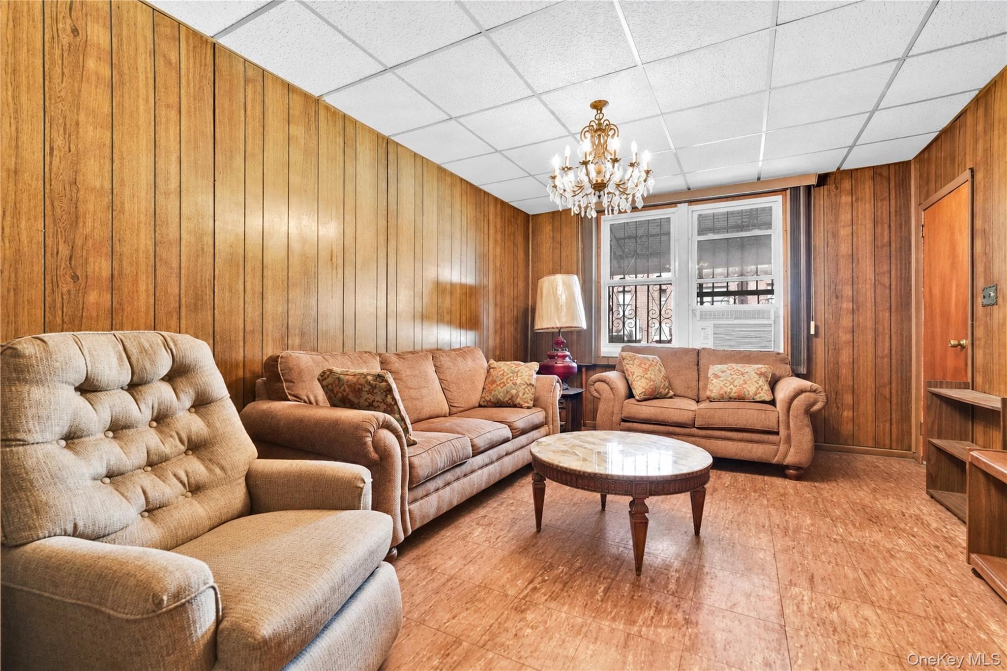 35-55 28th Street thumbnail 11