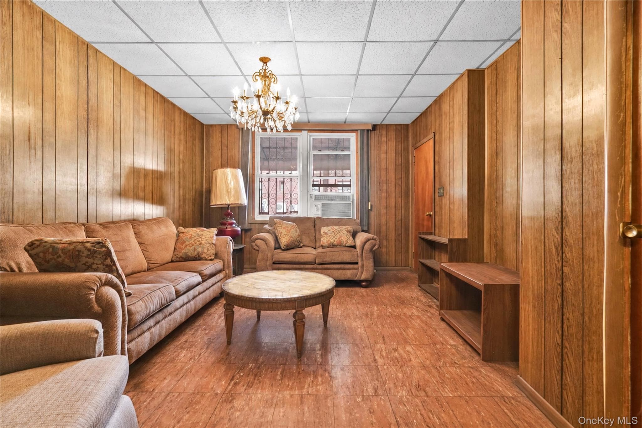 35-55 28th Street thumbnail 10
