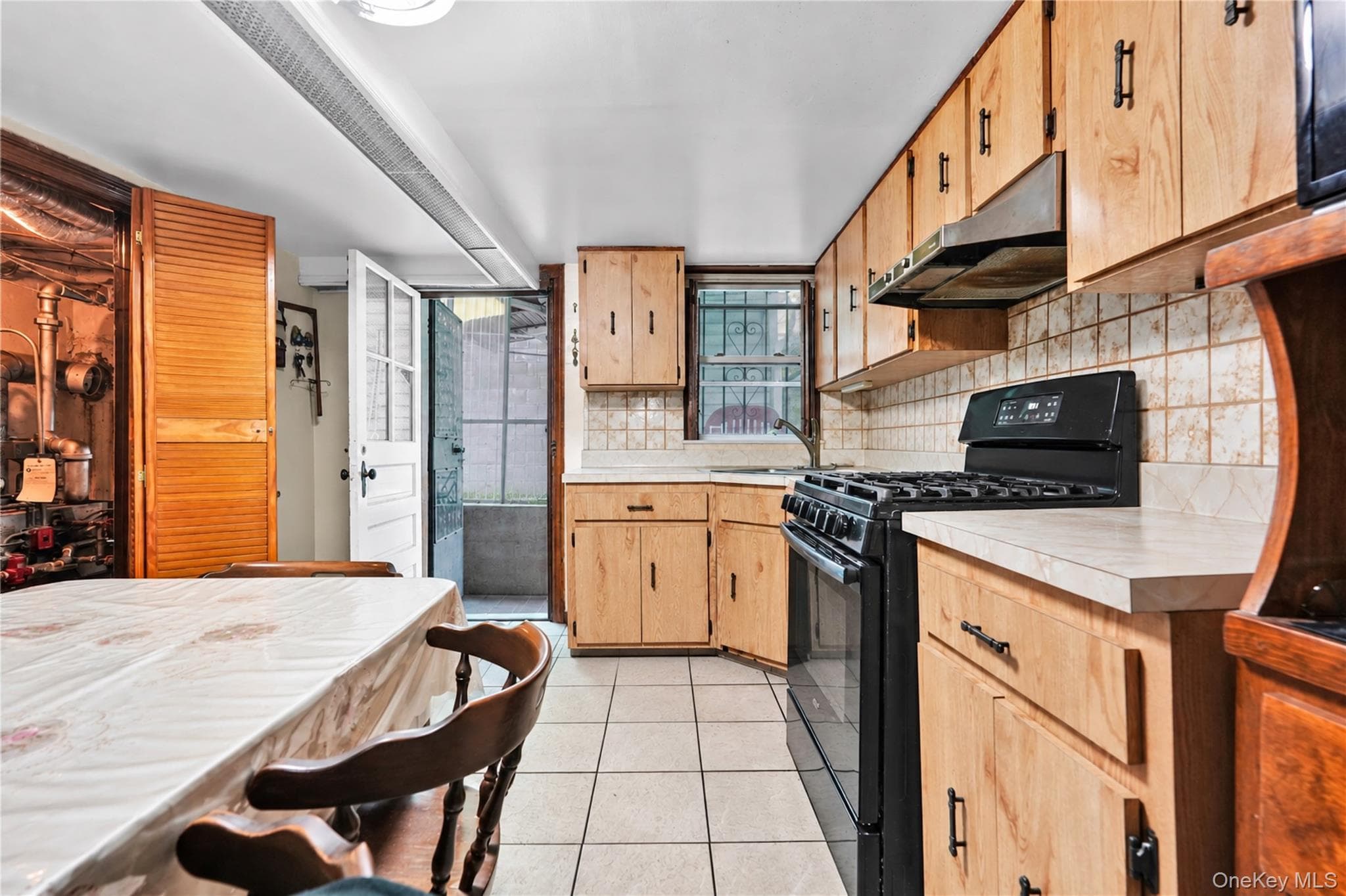 35-55 28th Street thumbnail 25