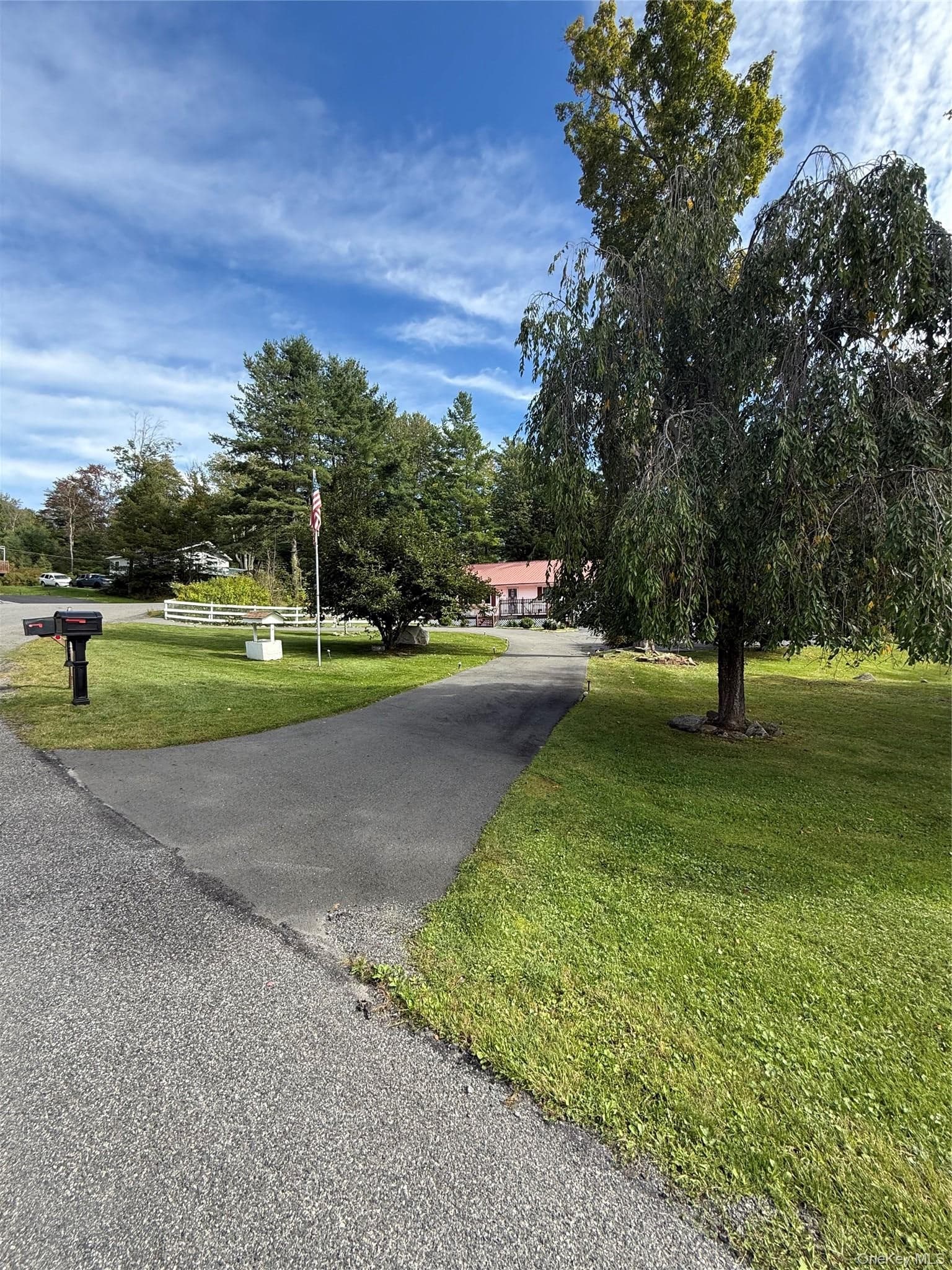 43 Melody Lake Drive thumbnail 18