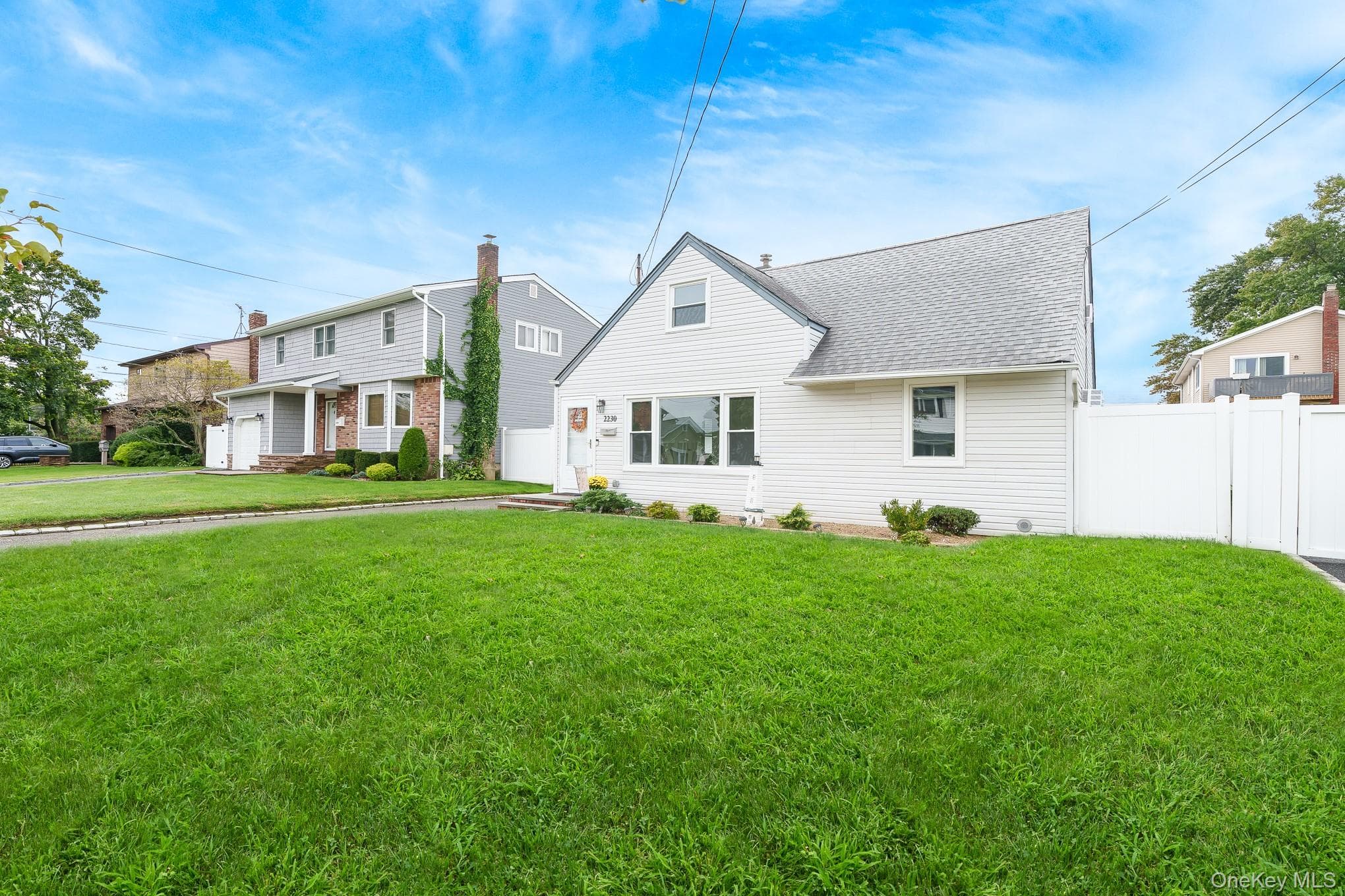 2230 Beech Street thumbnail 3