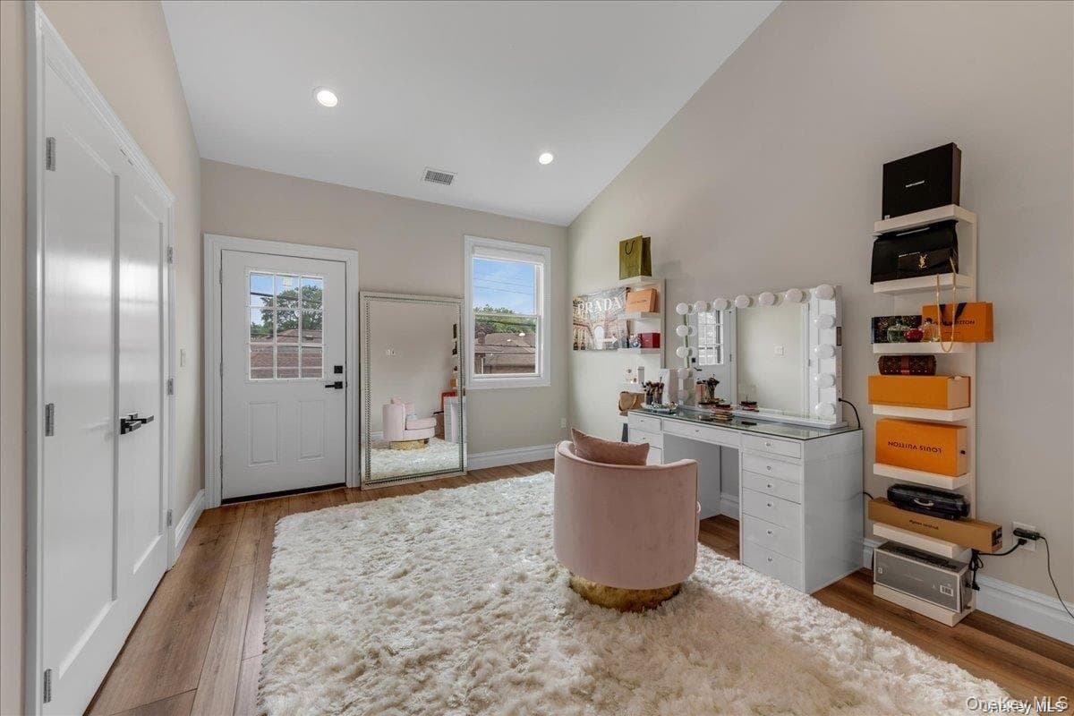102 Kate Drive thumbnail 23
