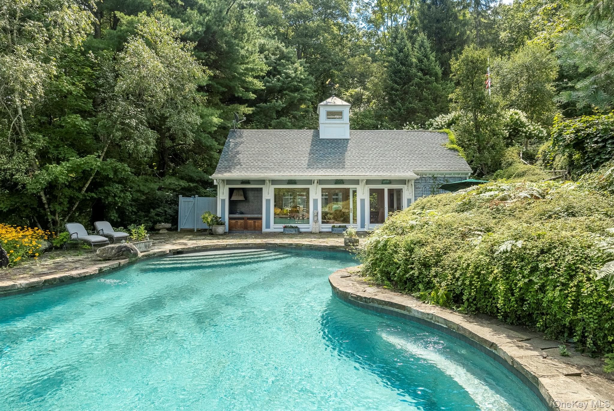 278 Hawley Road thumbnail 37