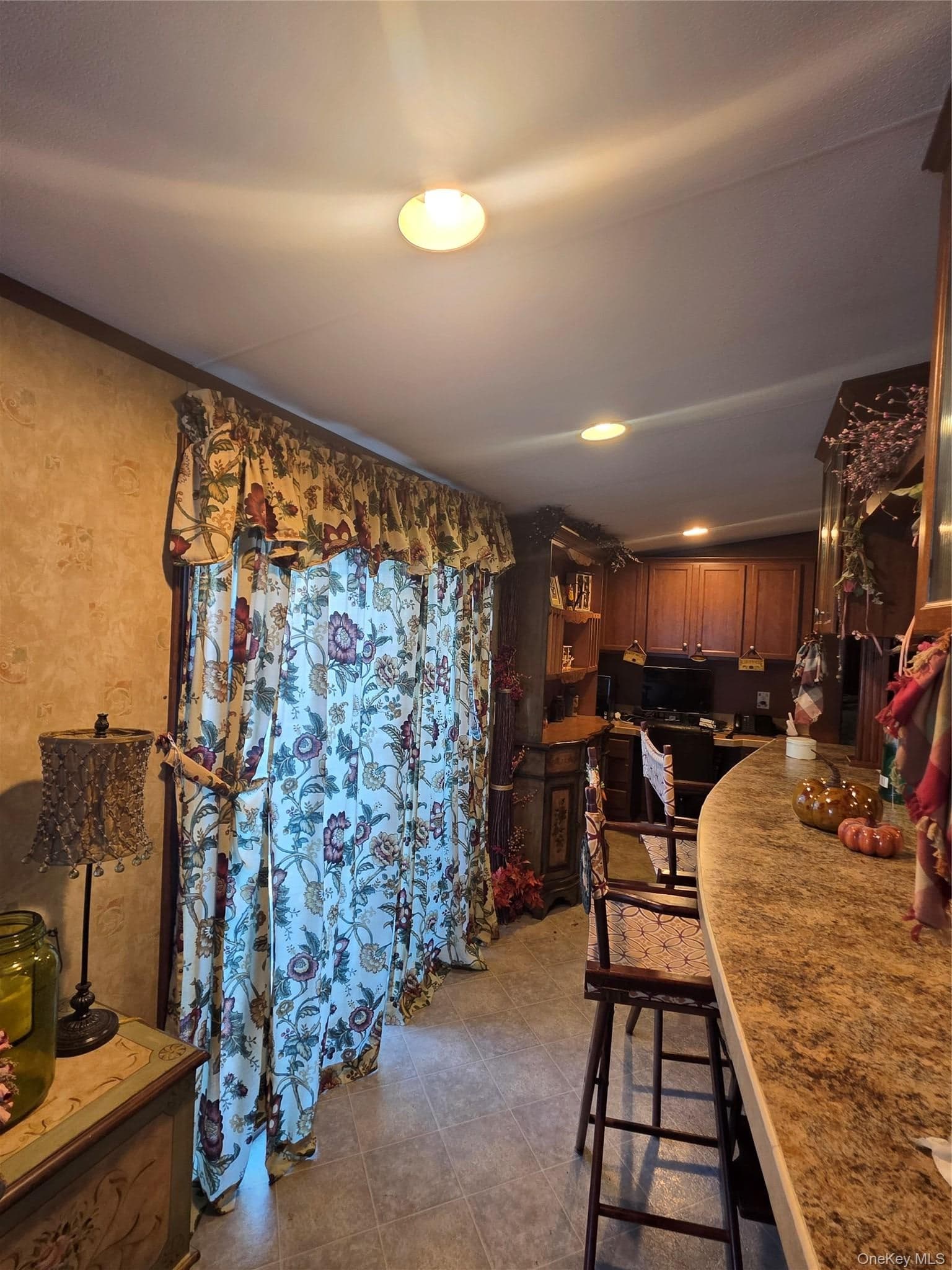 37 Hubbard Avenue Unit: 12 thumbnail 6