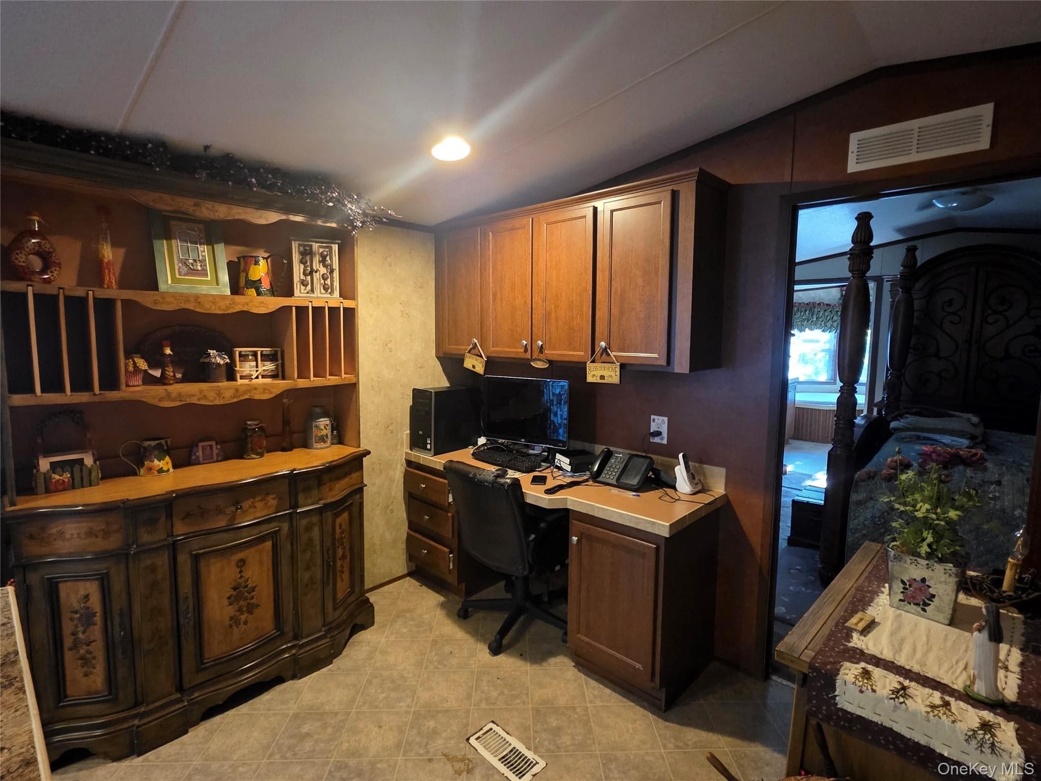 37 Hubbard Avenue Unit: 12 thumbnail 10