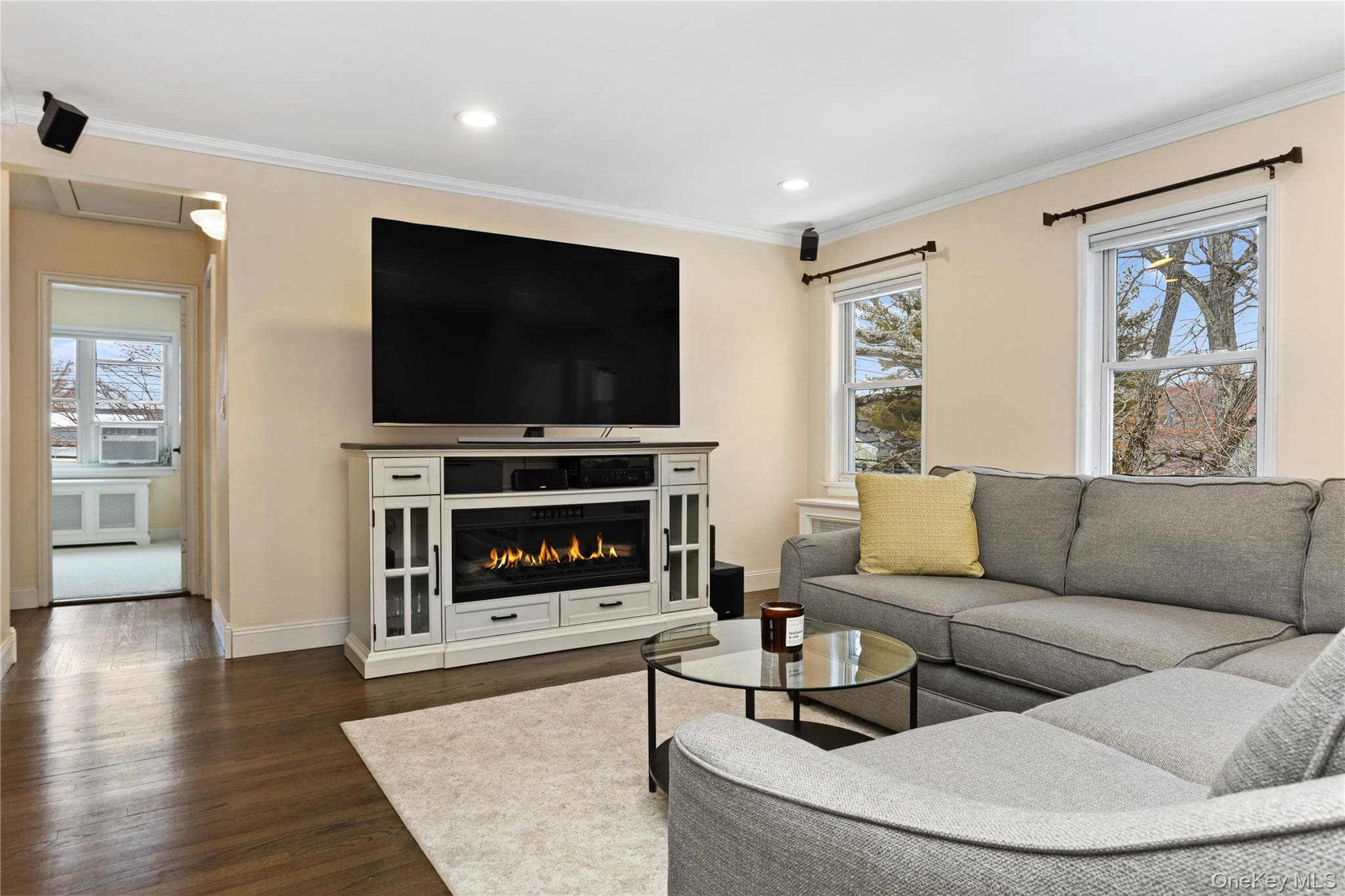 73 Broadway Unit: 2J thumbnail 3