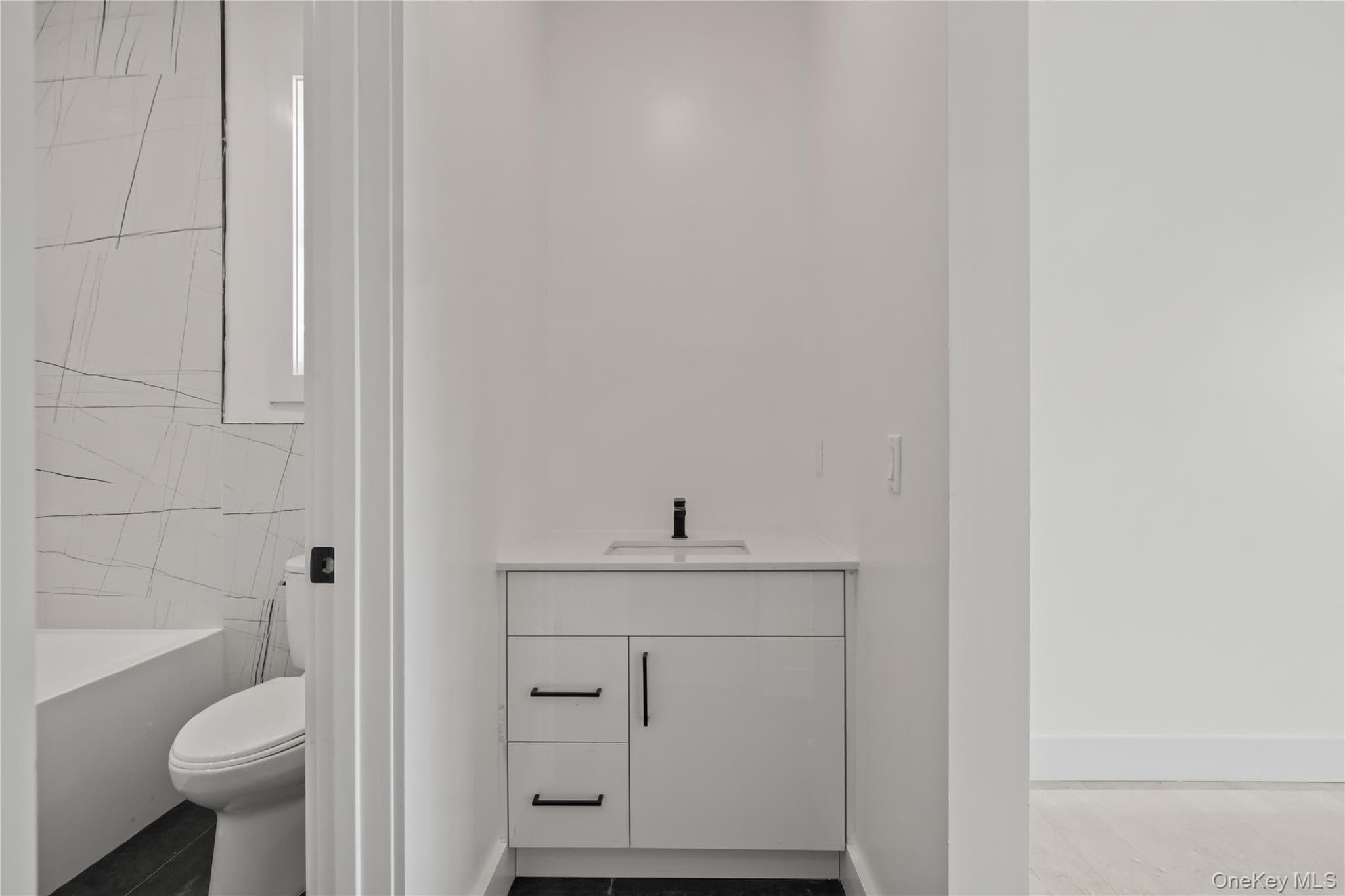 15 Warren Court Unit: 212 thumbnail 20