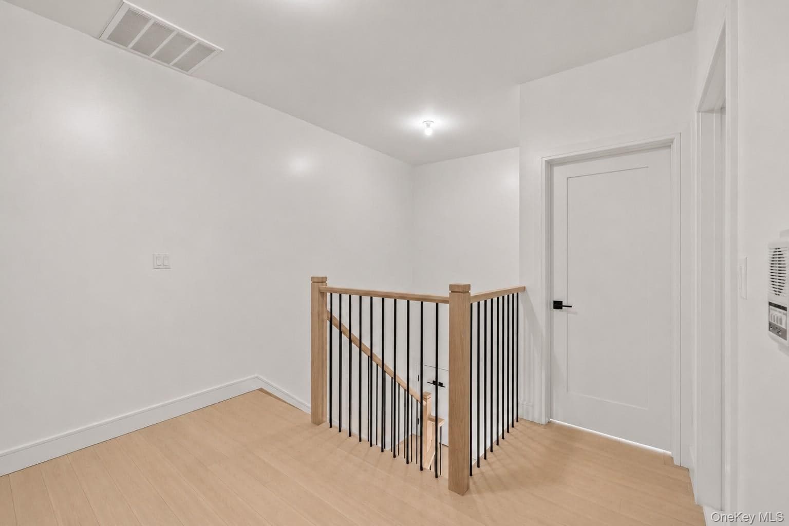 15 Warren Court Unit: 212 thumbnail 16