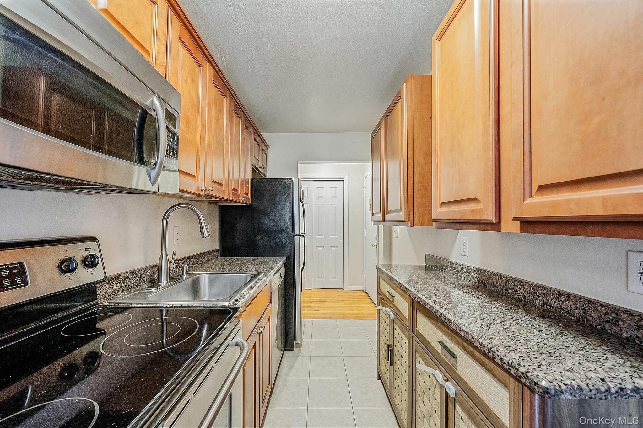 2453 Union Blvd BLVD Unit: 24a thumbnail 7