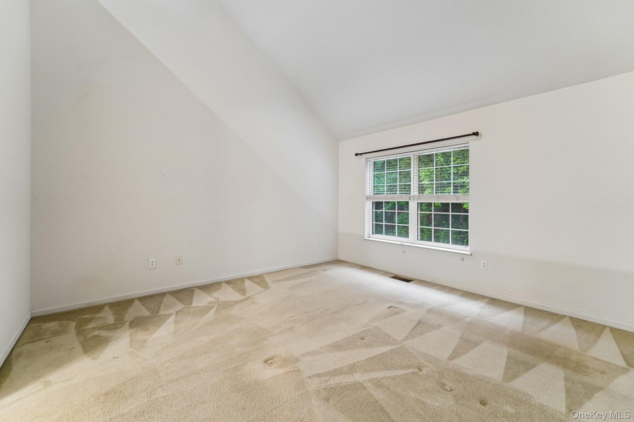 122 Crystal Hill Drive thumbnail 22