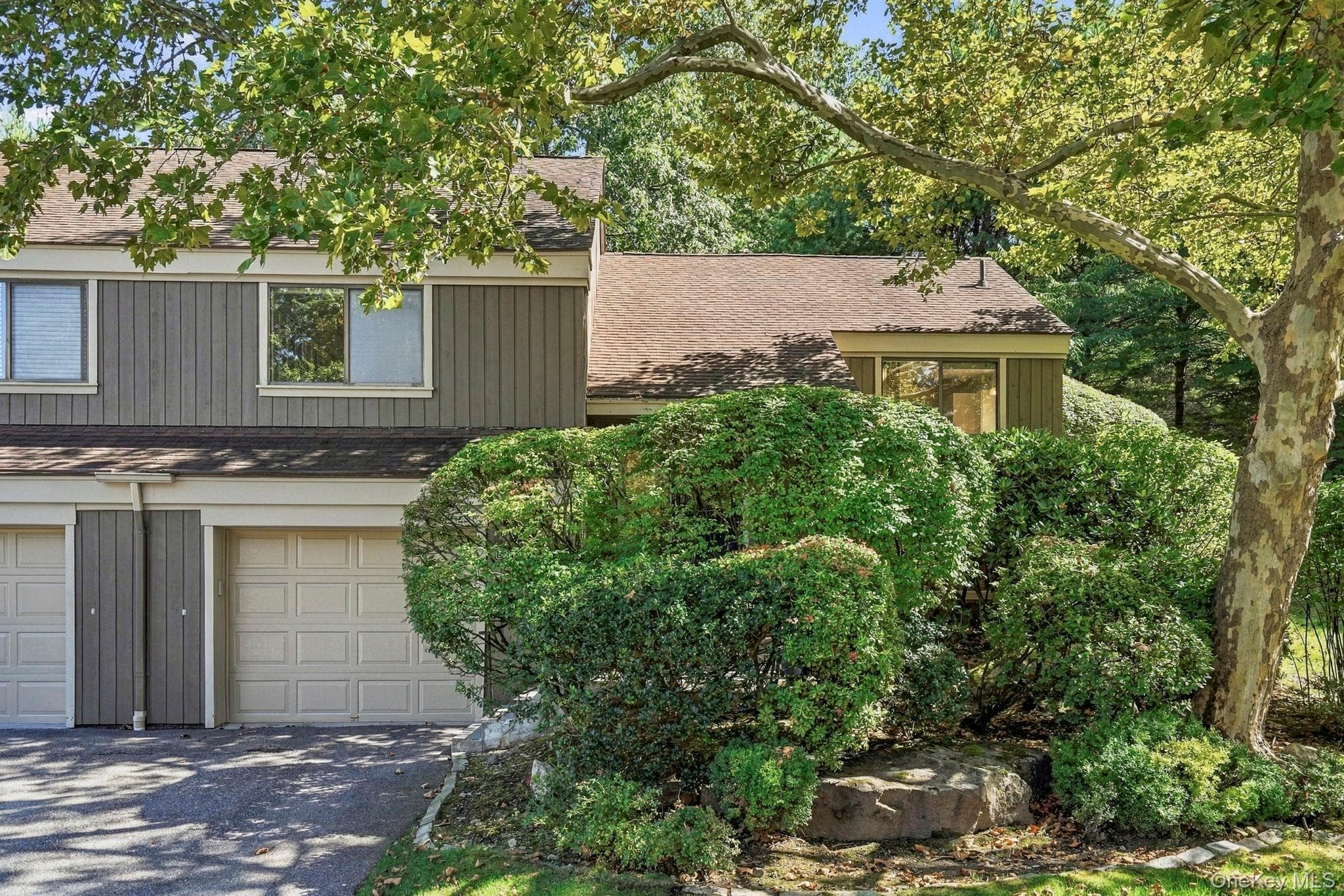558 Heritage Hills Drive Unit: B, Somers