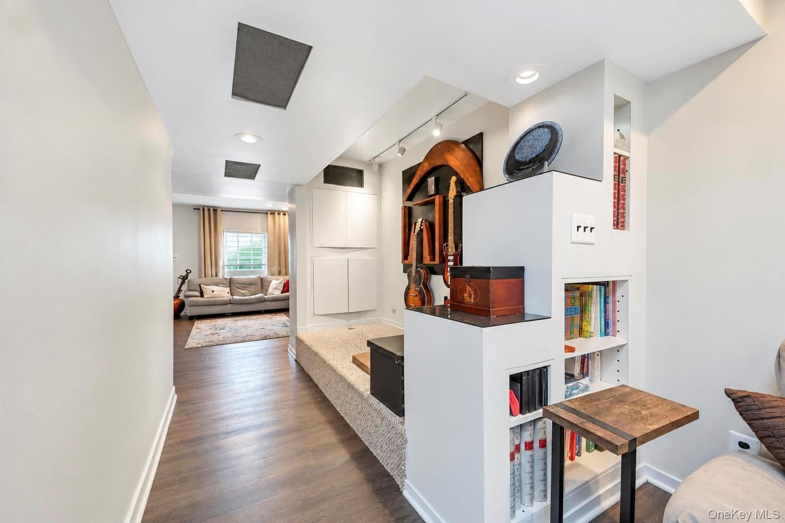 1219 Coates Avenue thumbnail 15