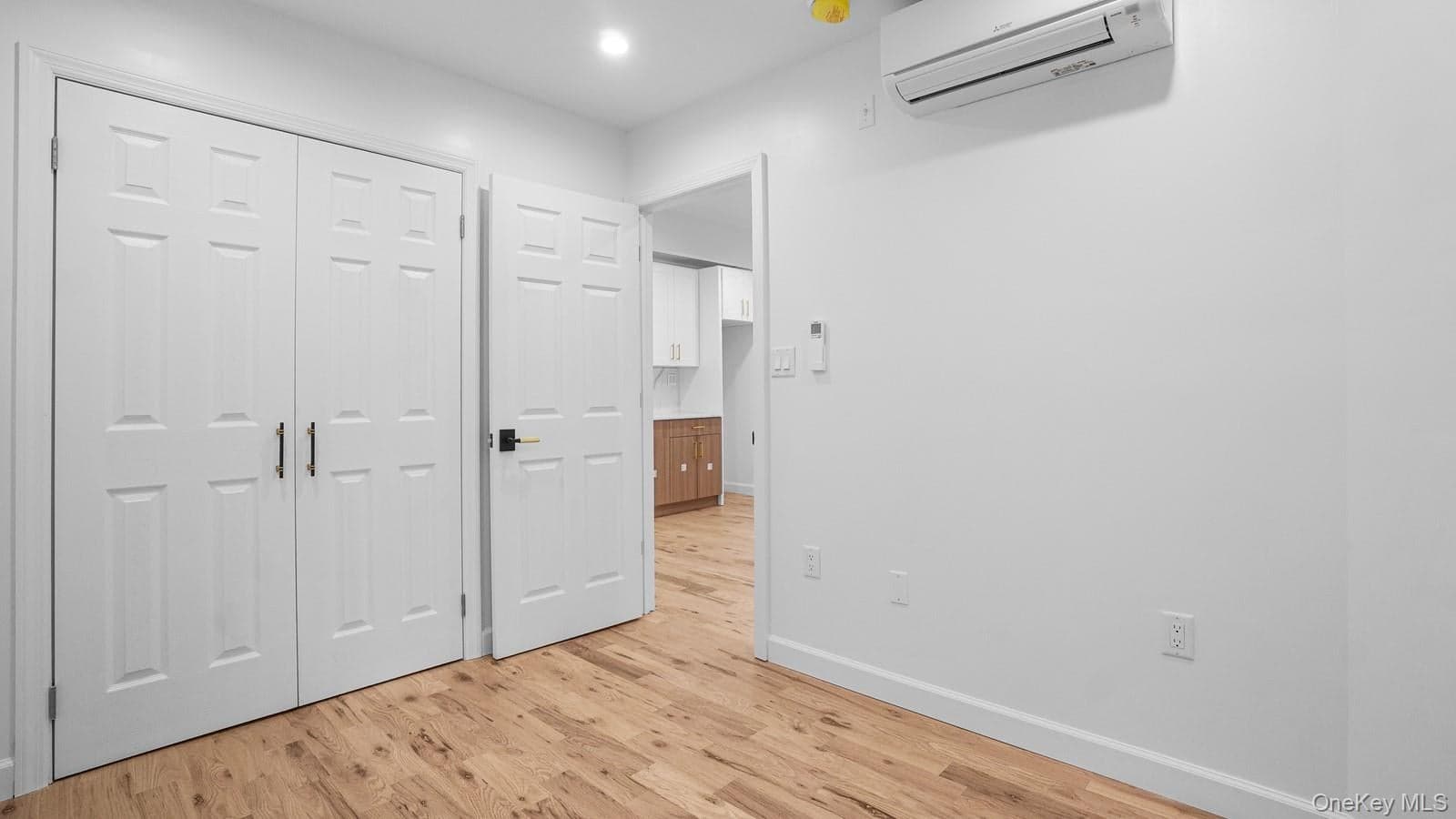 1737 Popham Avenue thumbnail 14
