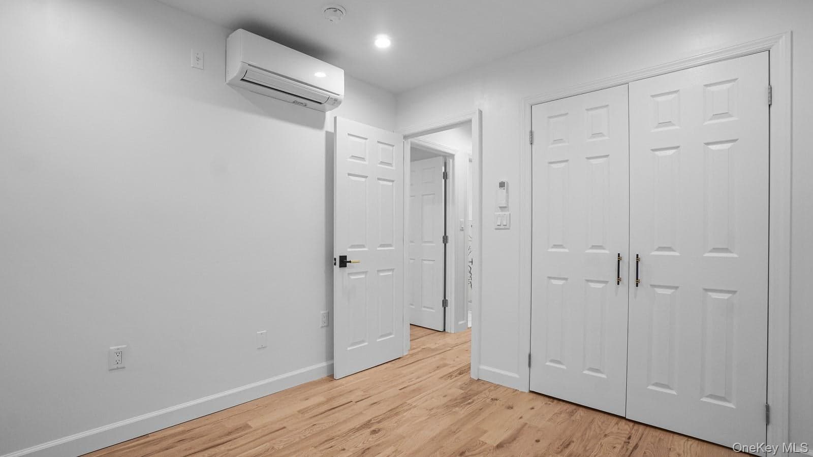 1737 Popham Avenue thumbnail 16