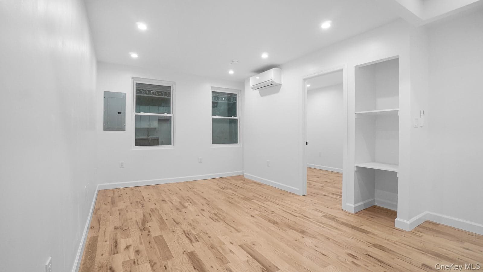 1737 Popham Avenue thumbnail 20