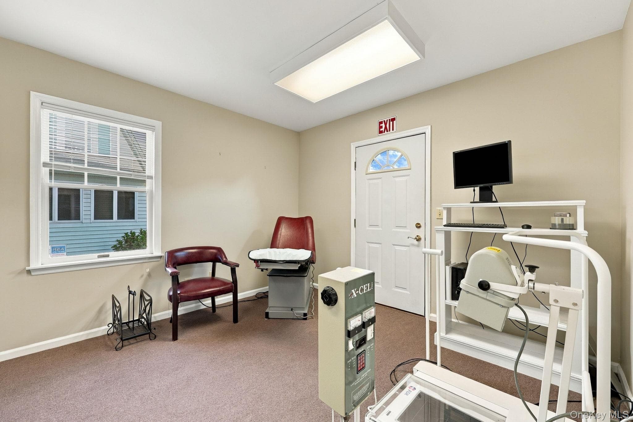 143 Hooker Avenue thumbnail 20