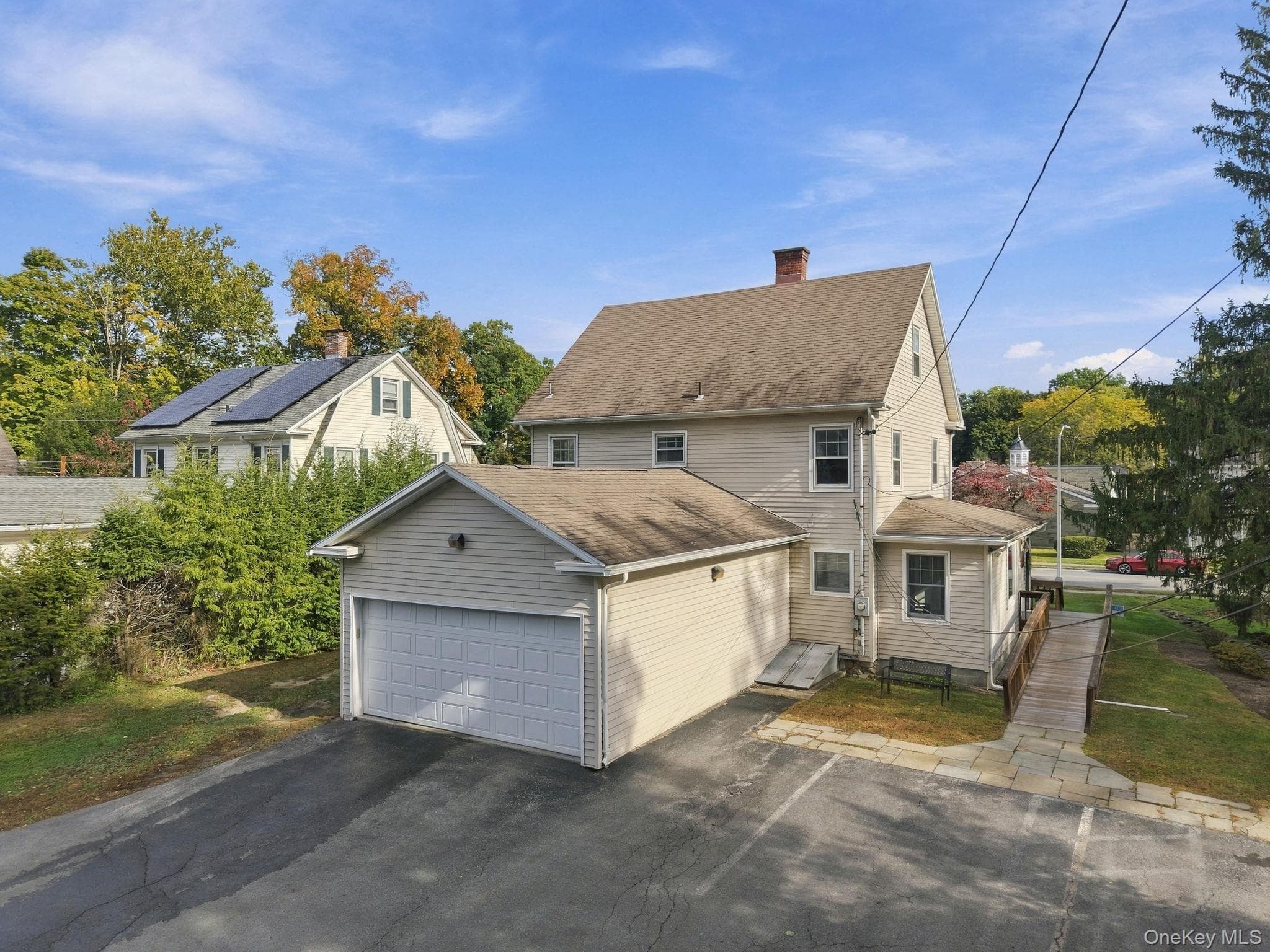 143 Hooker Avenue thumbnail 6