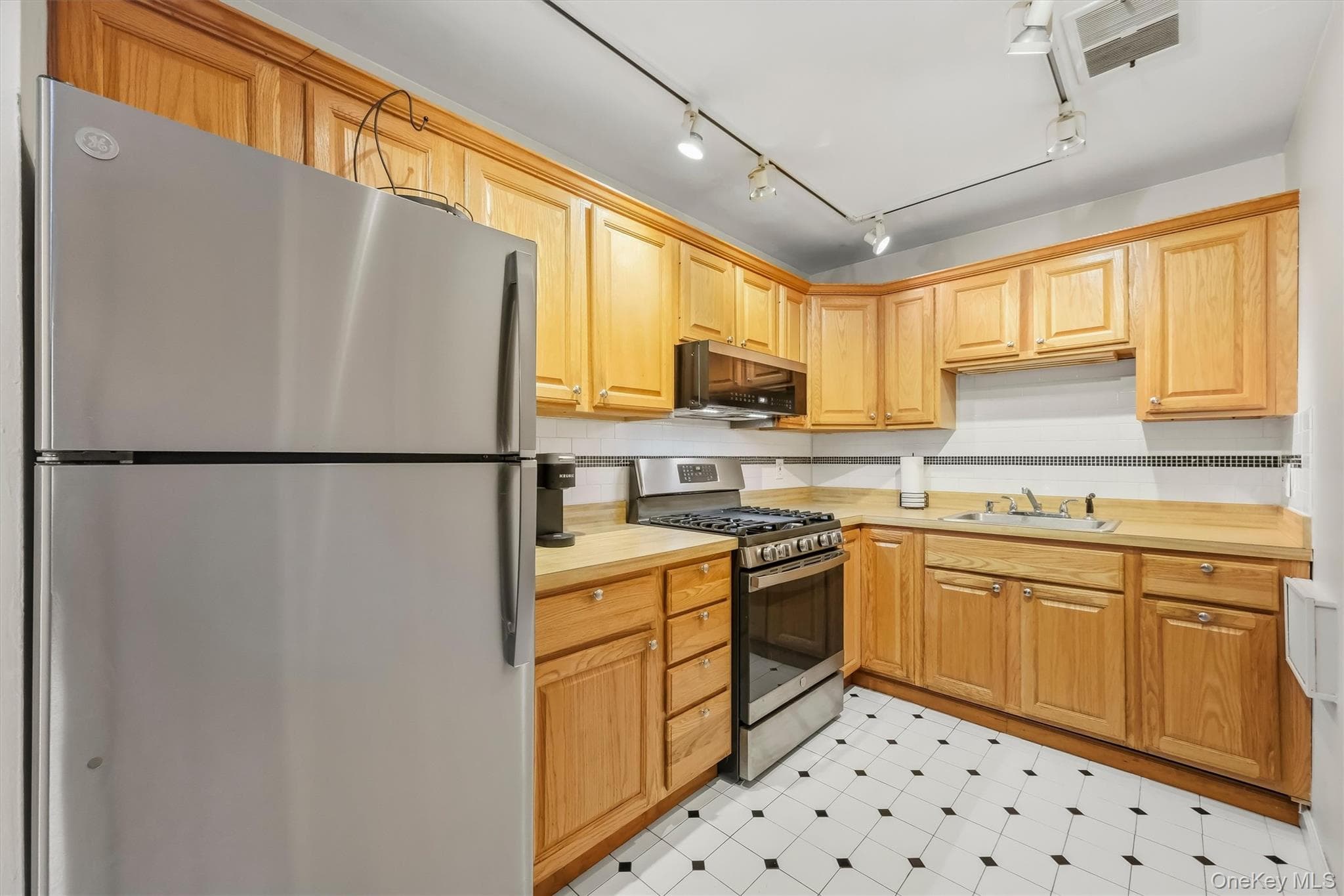 1 Lakeview Drive Unit: #3A thumbnail 9