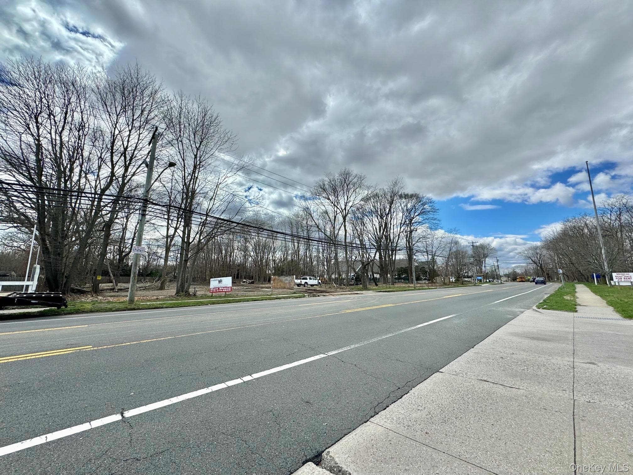 210-230 Montauk Highway thumbnail 11