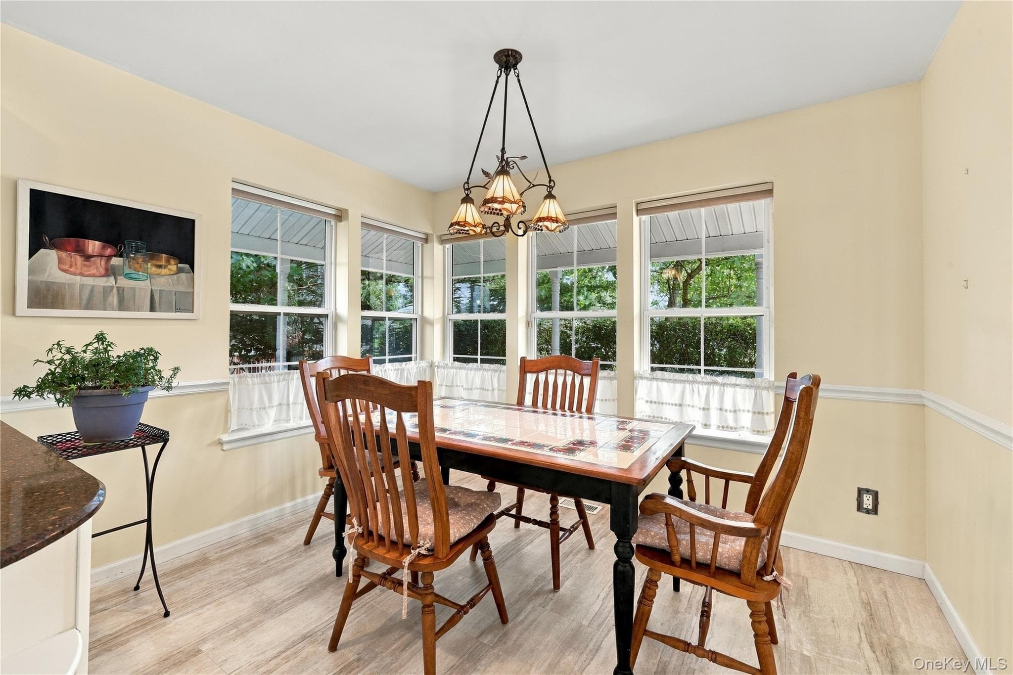 77 Sunburst Terrace thumbnail 9