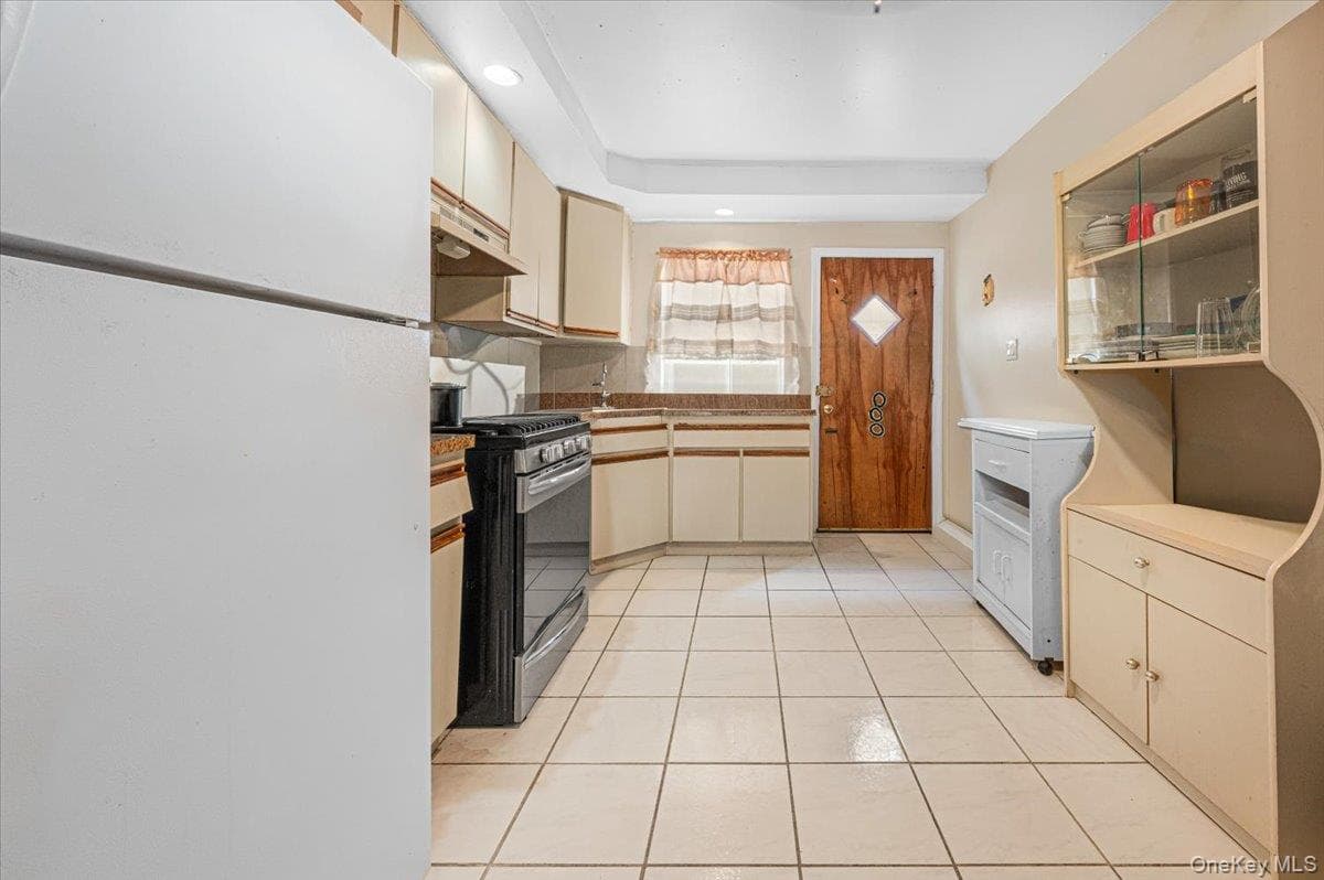 130-15 130th Street St thumbnail 9