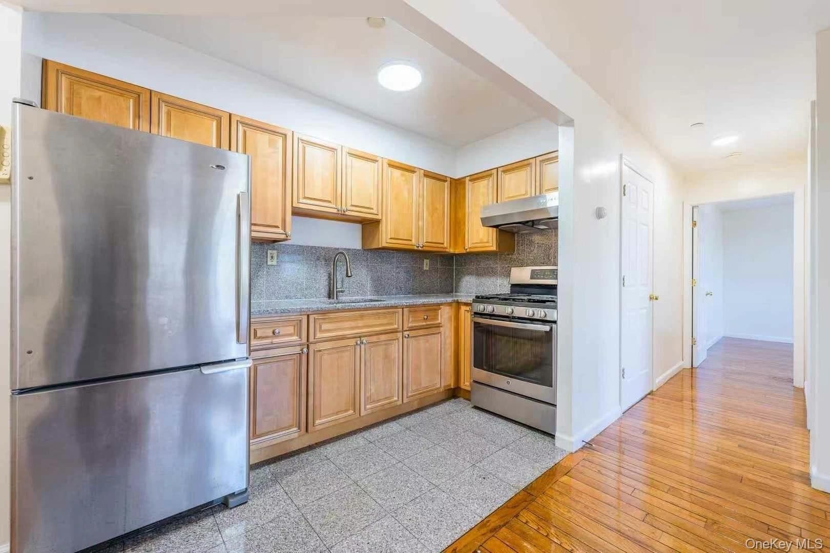 35-06 Leavitt Street Unit: 6C thumbnail 5