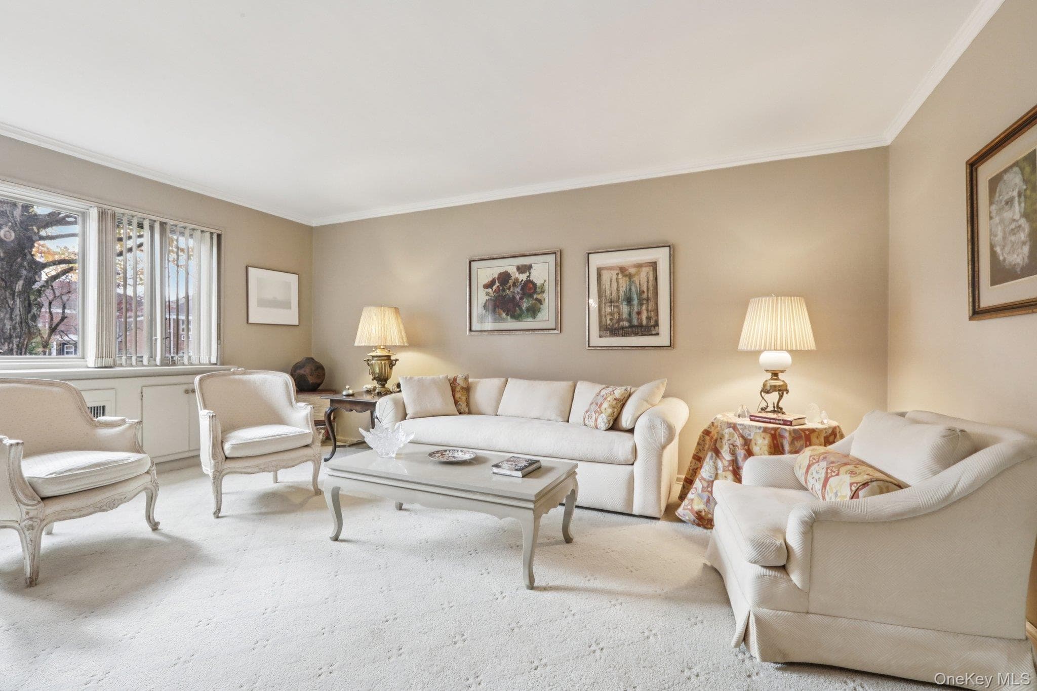 40 Lawrence Drive Unit: A thumbnail 3
