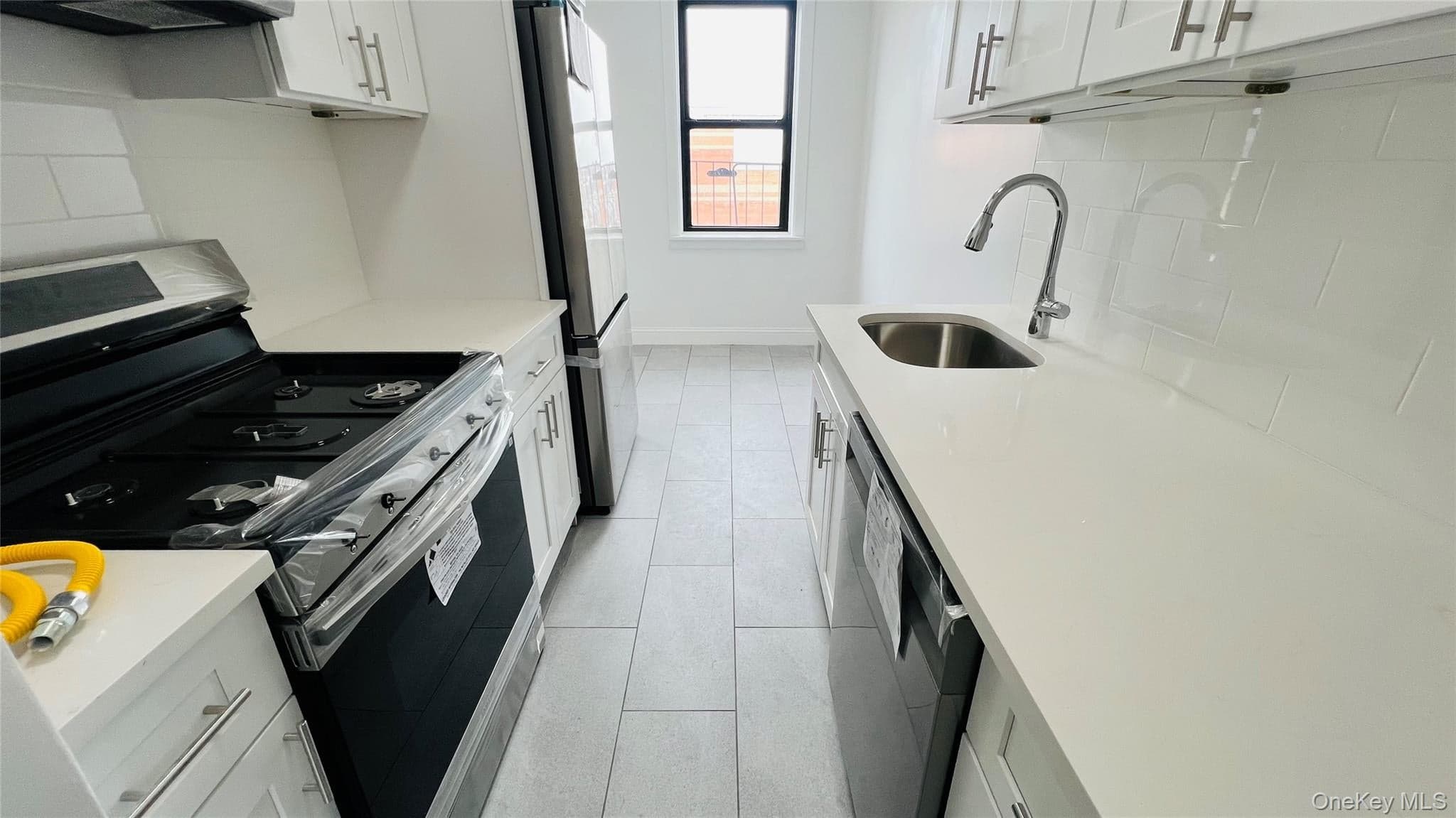 6109 39th Avenue Unit: M5 thumbnail 4