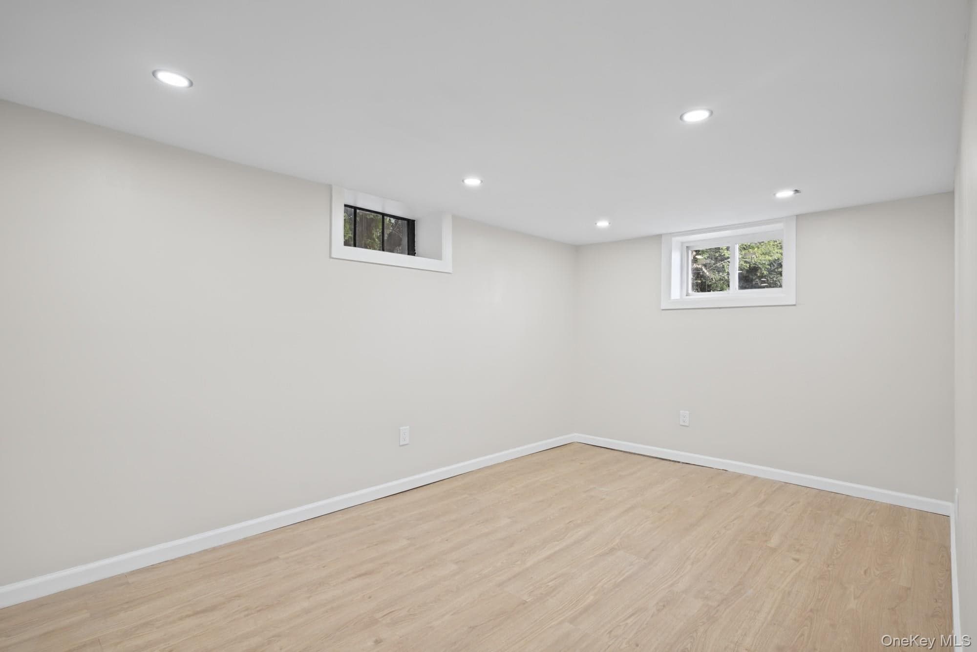 639 S 5th Avenue thumbnail 14