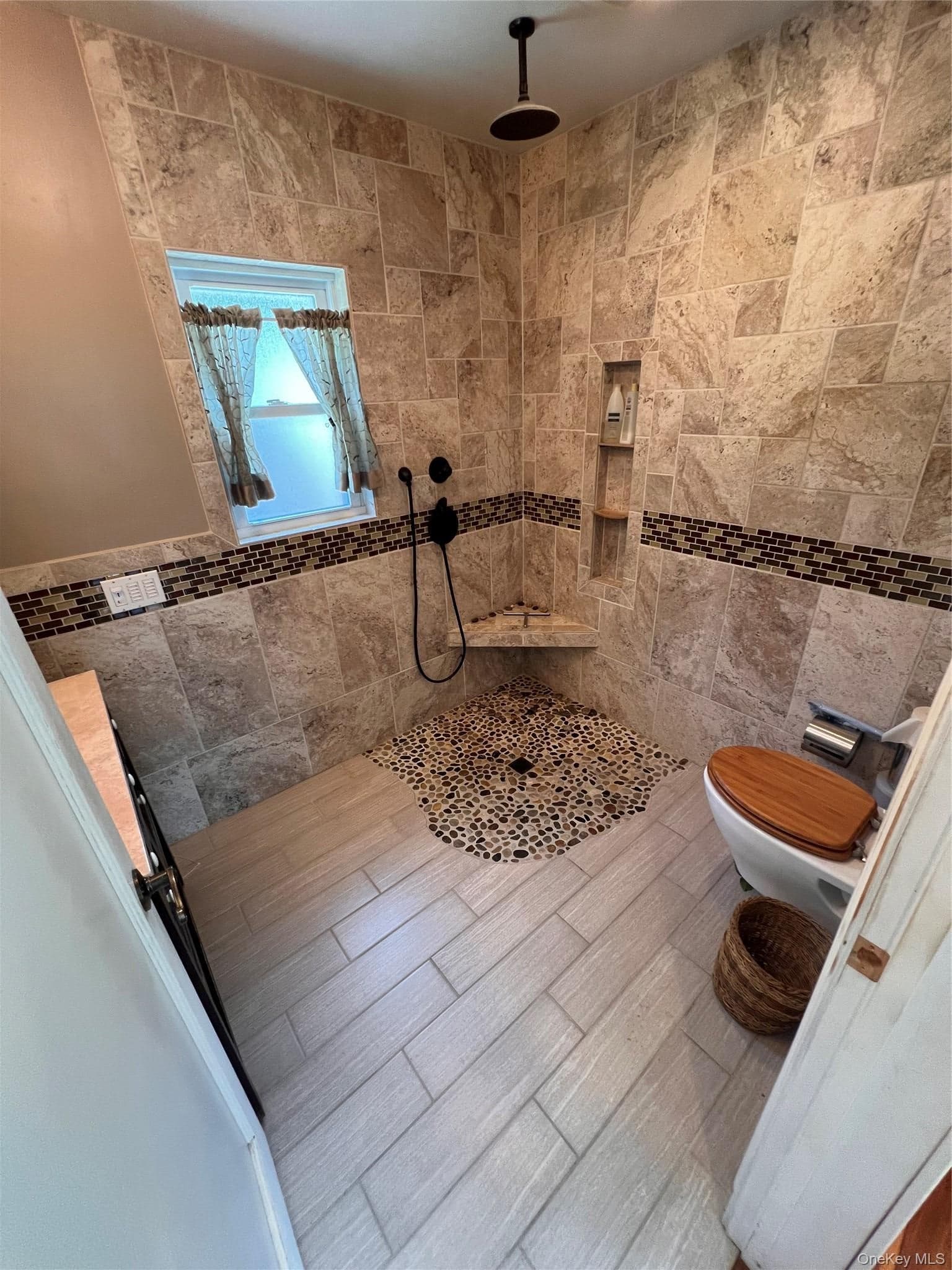 159 Saint Marks Avenue thumbnail 8