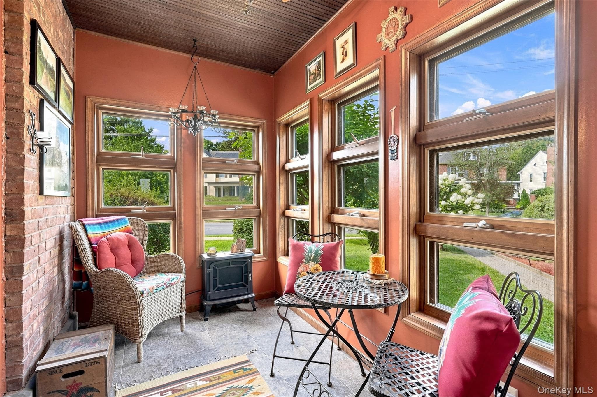 349 Albany Avenue thumbnail 18