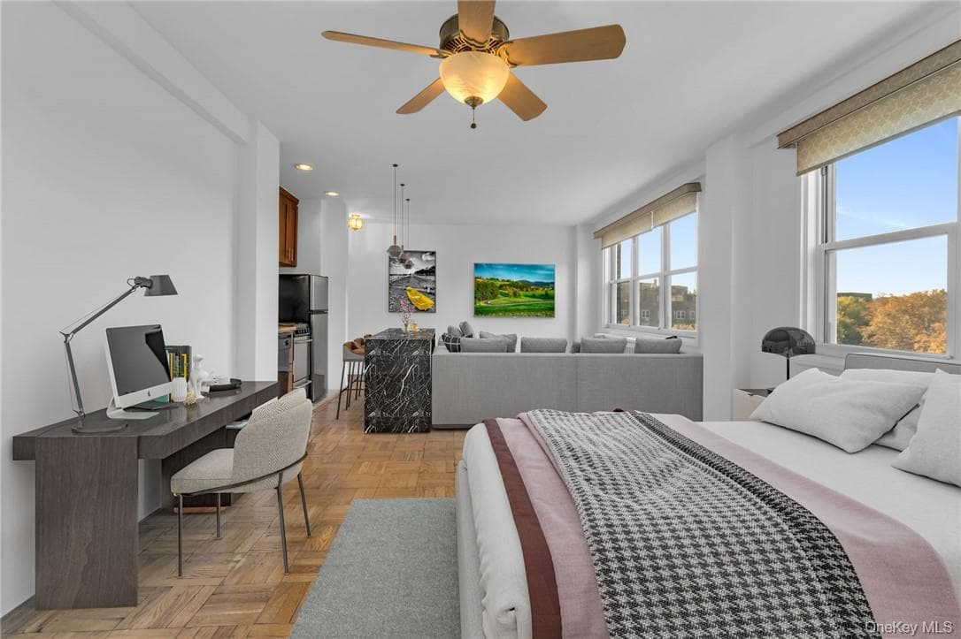 3935 Blackstone Avenue Unit: 5K, Bronx
