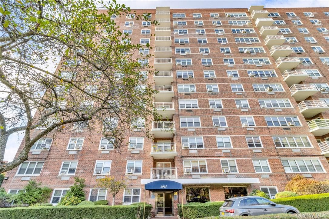 3935 Blackstone Avenue Unit: 5K thumbnail 14