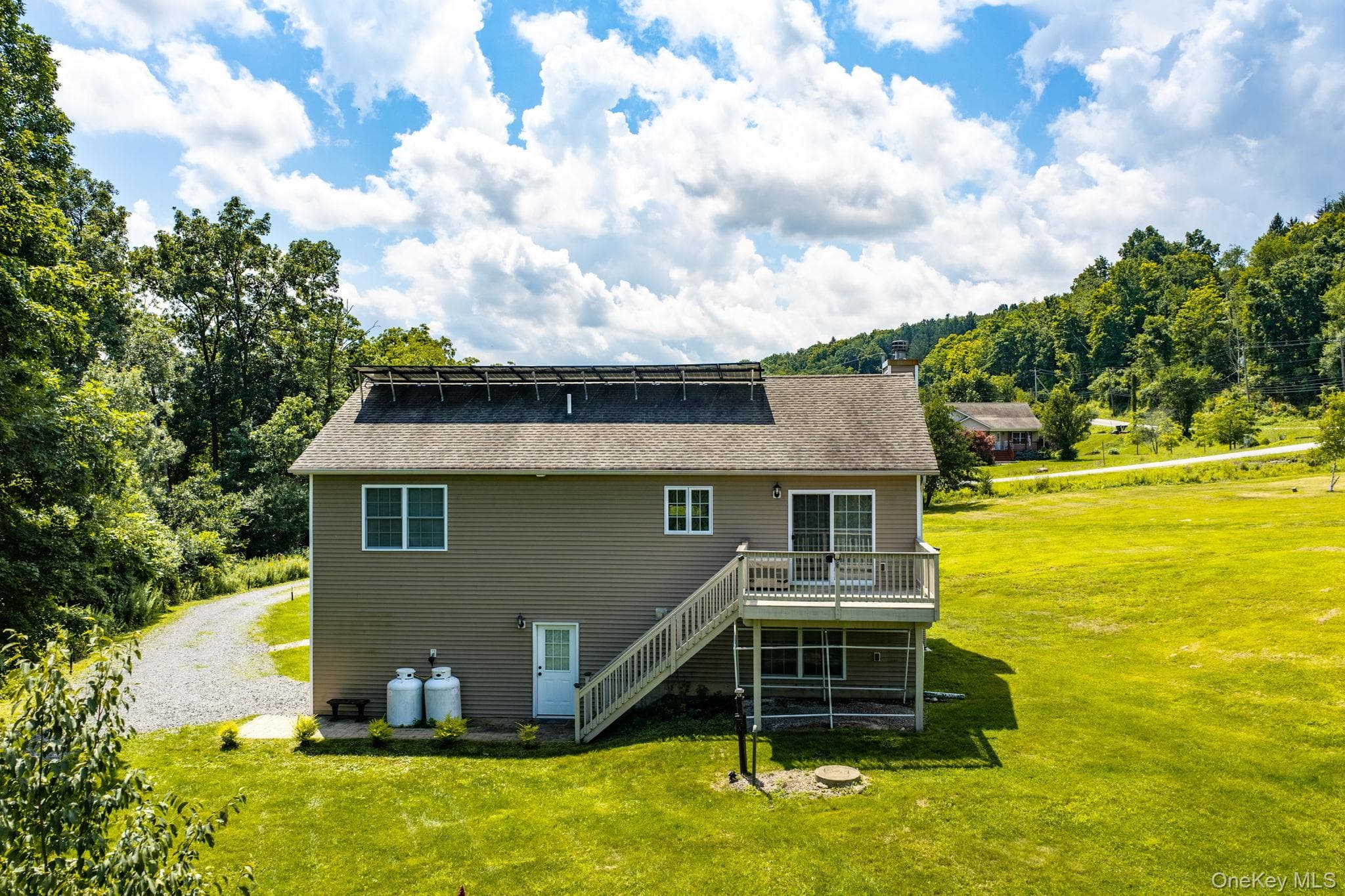 236 Springbrook Road thumbnail 37