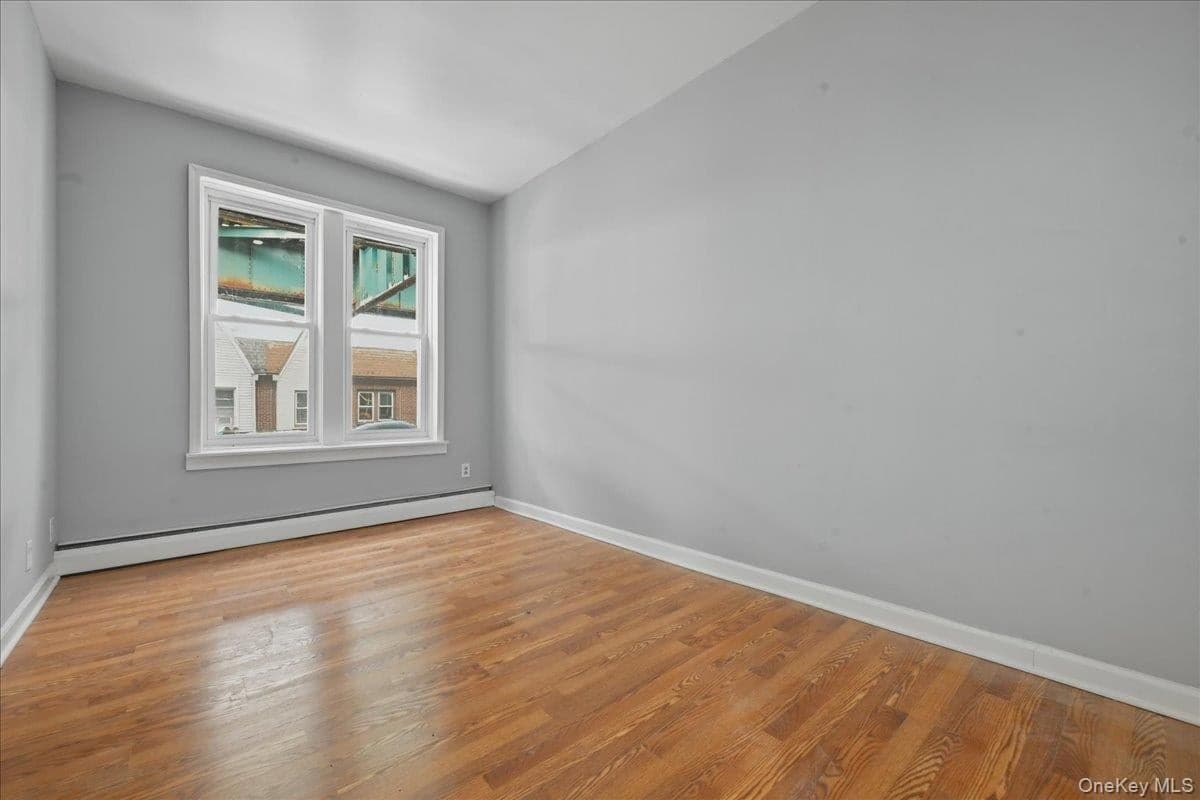 12610 Jamaica Avenue thumbnail 21
