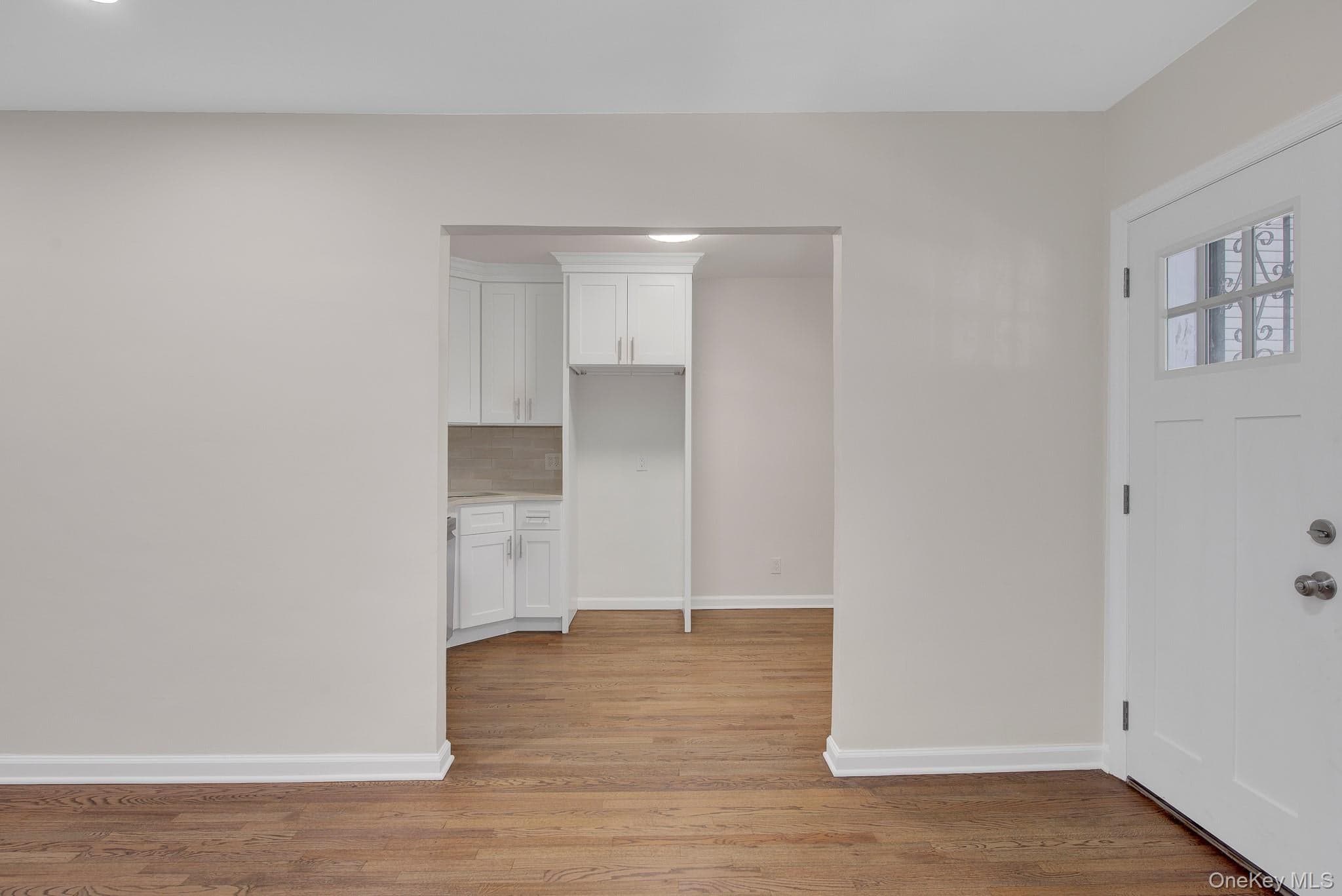 112 E 45th Street thumbnail 6