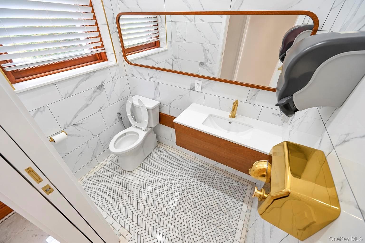 1193 Liberty Avenue thumbnail 25