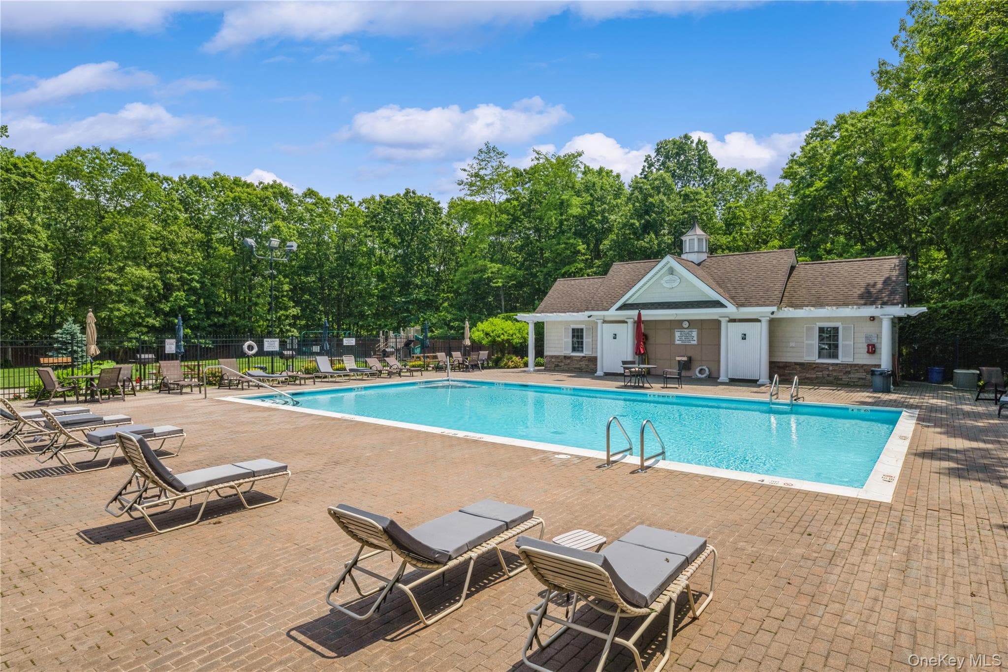 460 Old Town Road Unit: 8J thumbnail 19