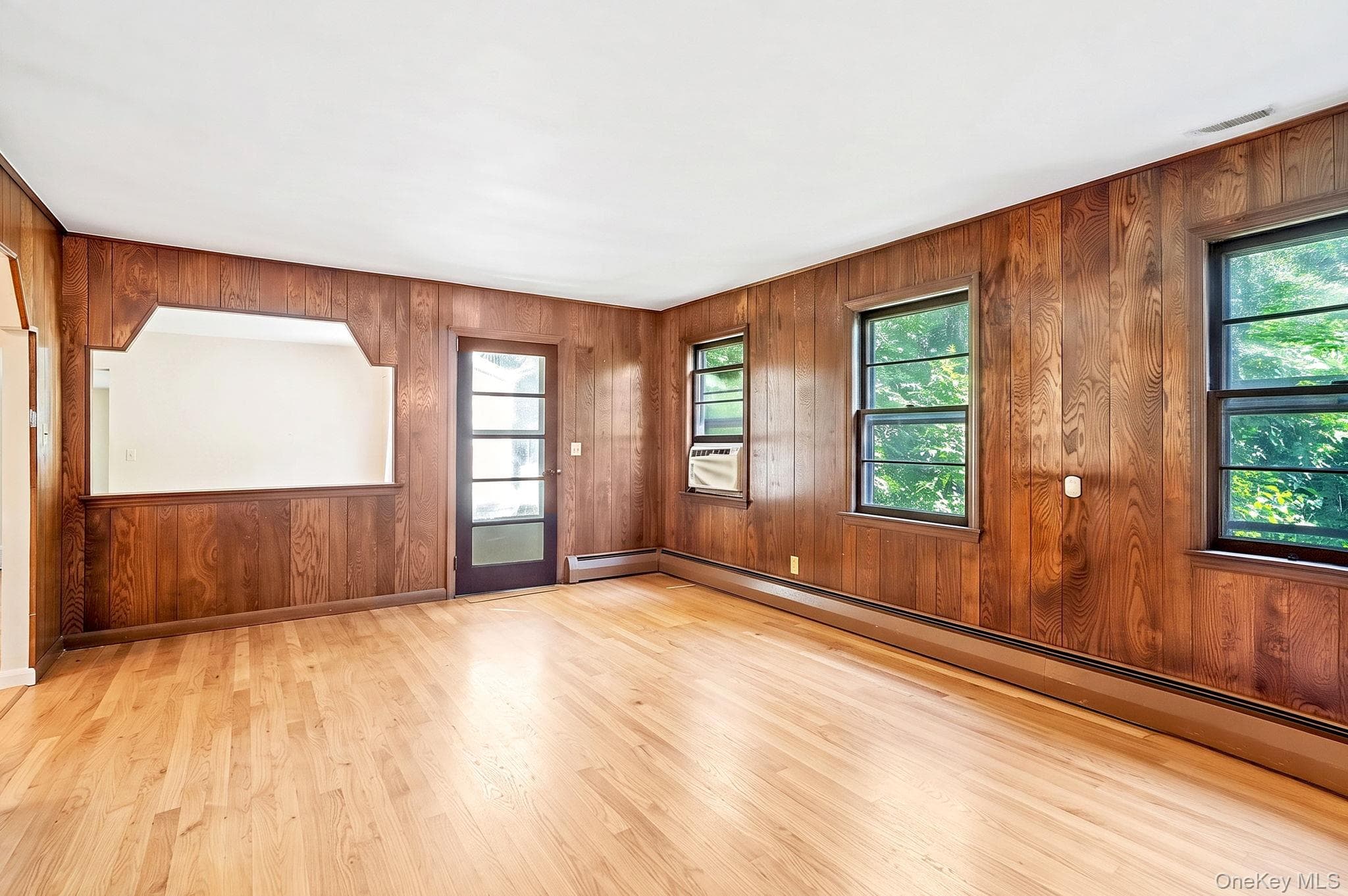 893 Gardiner Drive thumbnail 20