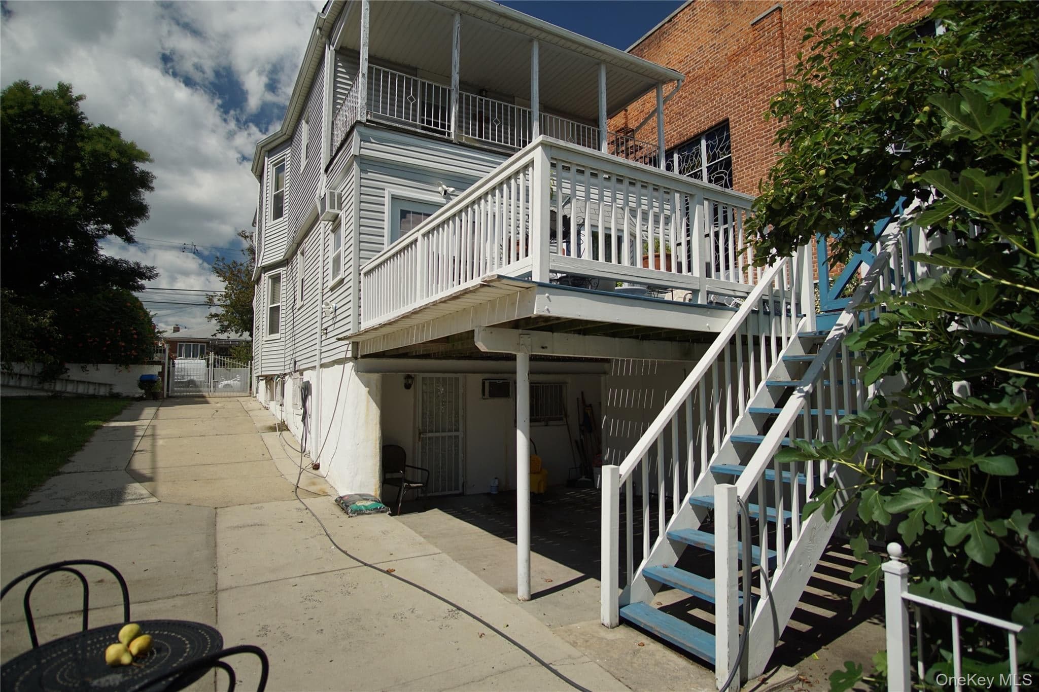 2430 Esplanade Avenue thumbnail 18