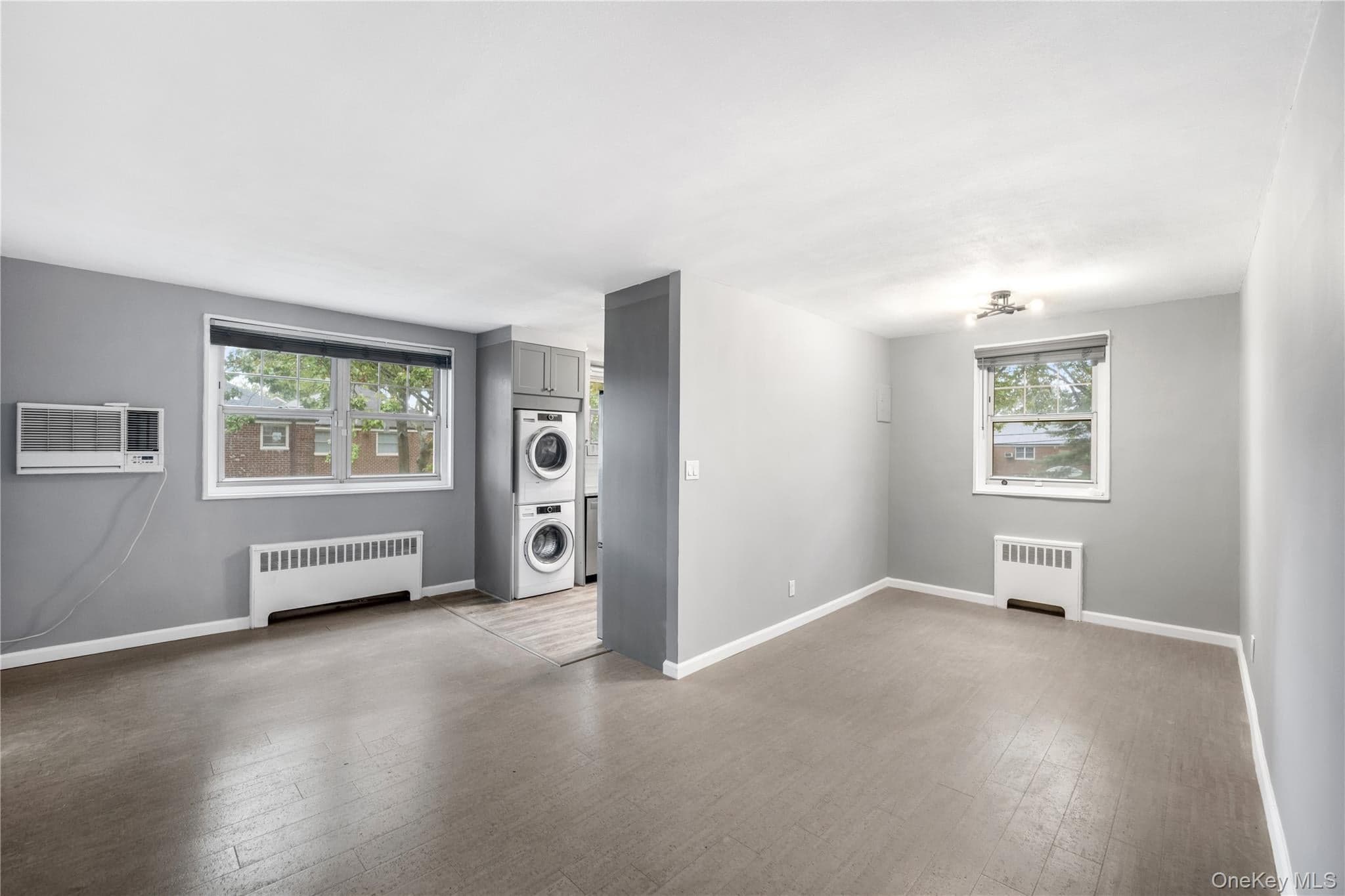 249-52 60th Avenue Unit: Upper thumbnail 4
