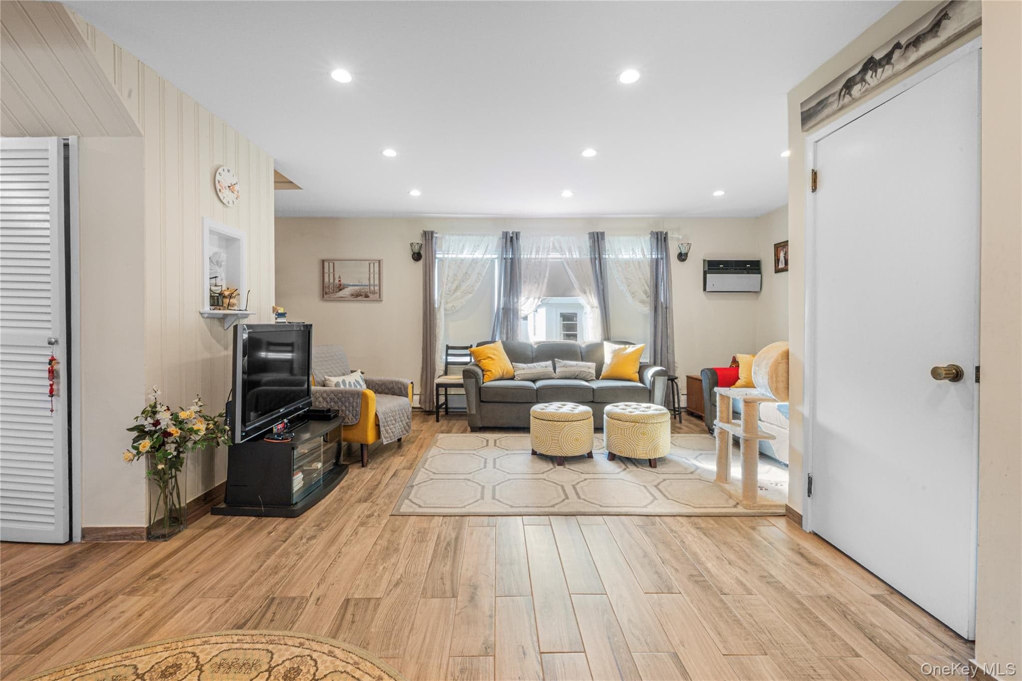 2450 Mermaid Avenue thumbnail 14