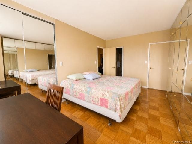27110 Grand Central Parkway Unit: 15Q thumbnail 13