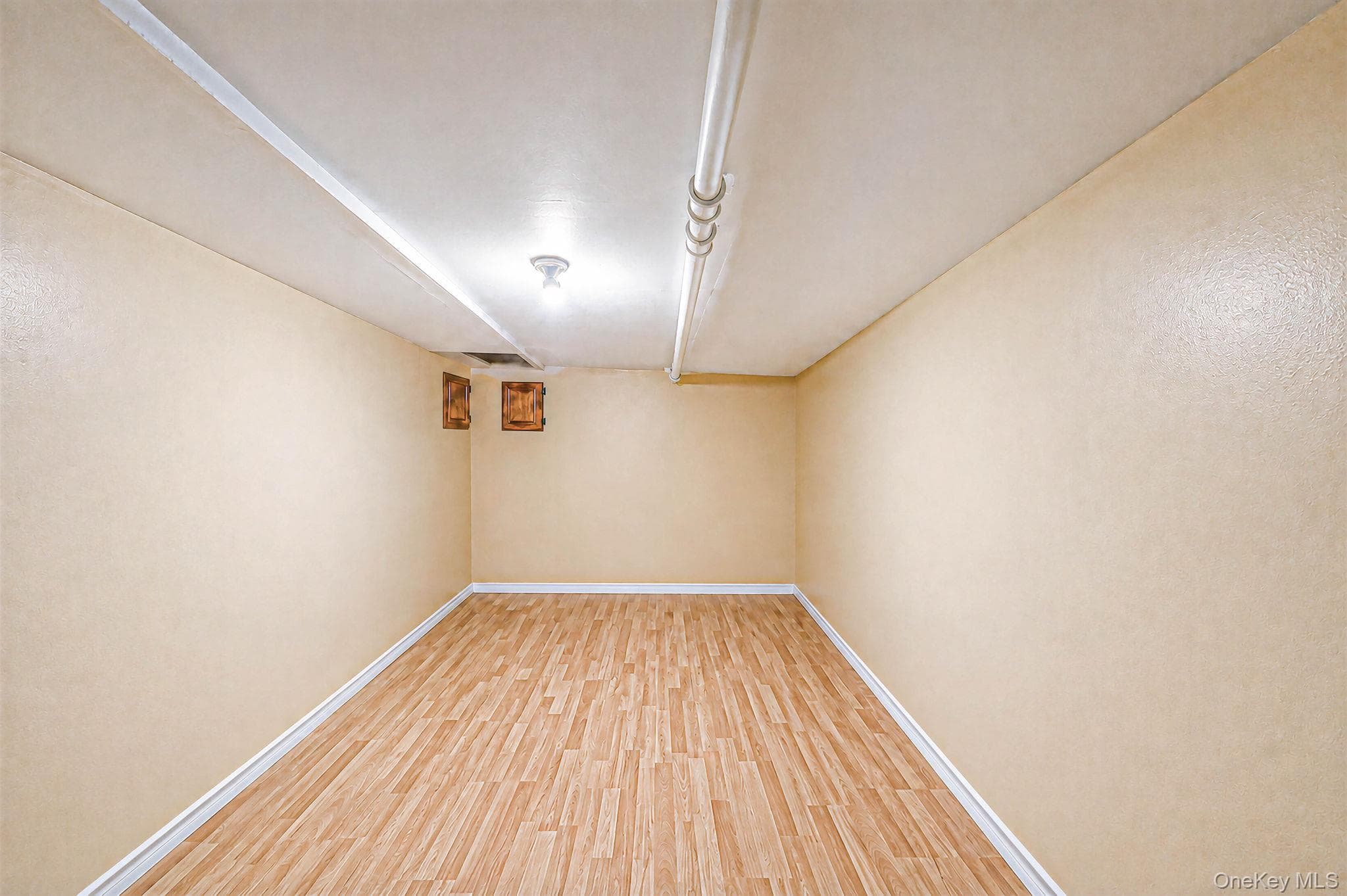 105 Hale Avenue thumbnail 27